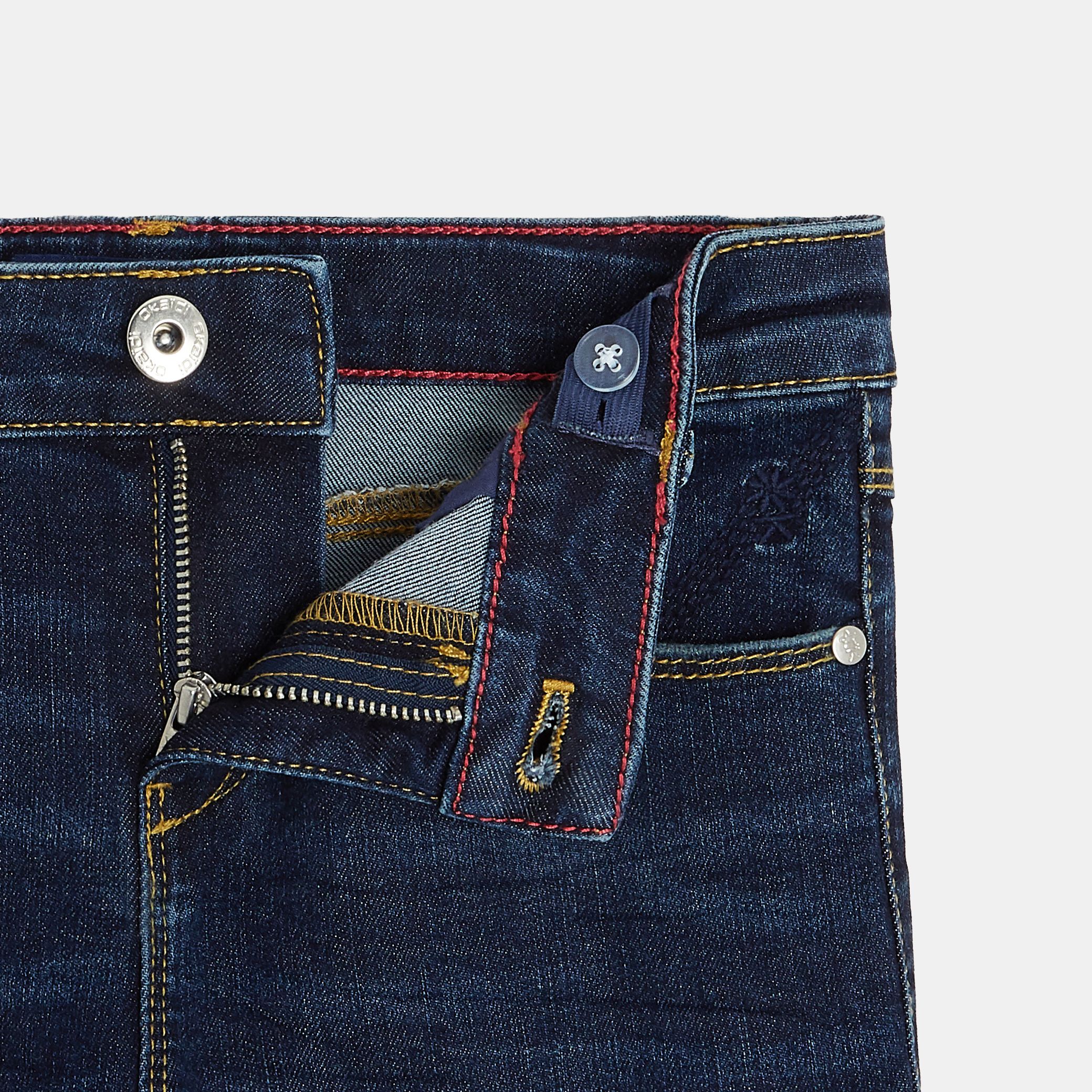 Quần jeans dáng ôm vừa bé gái