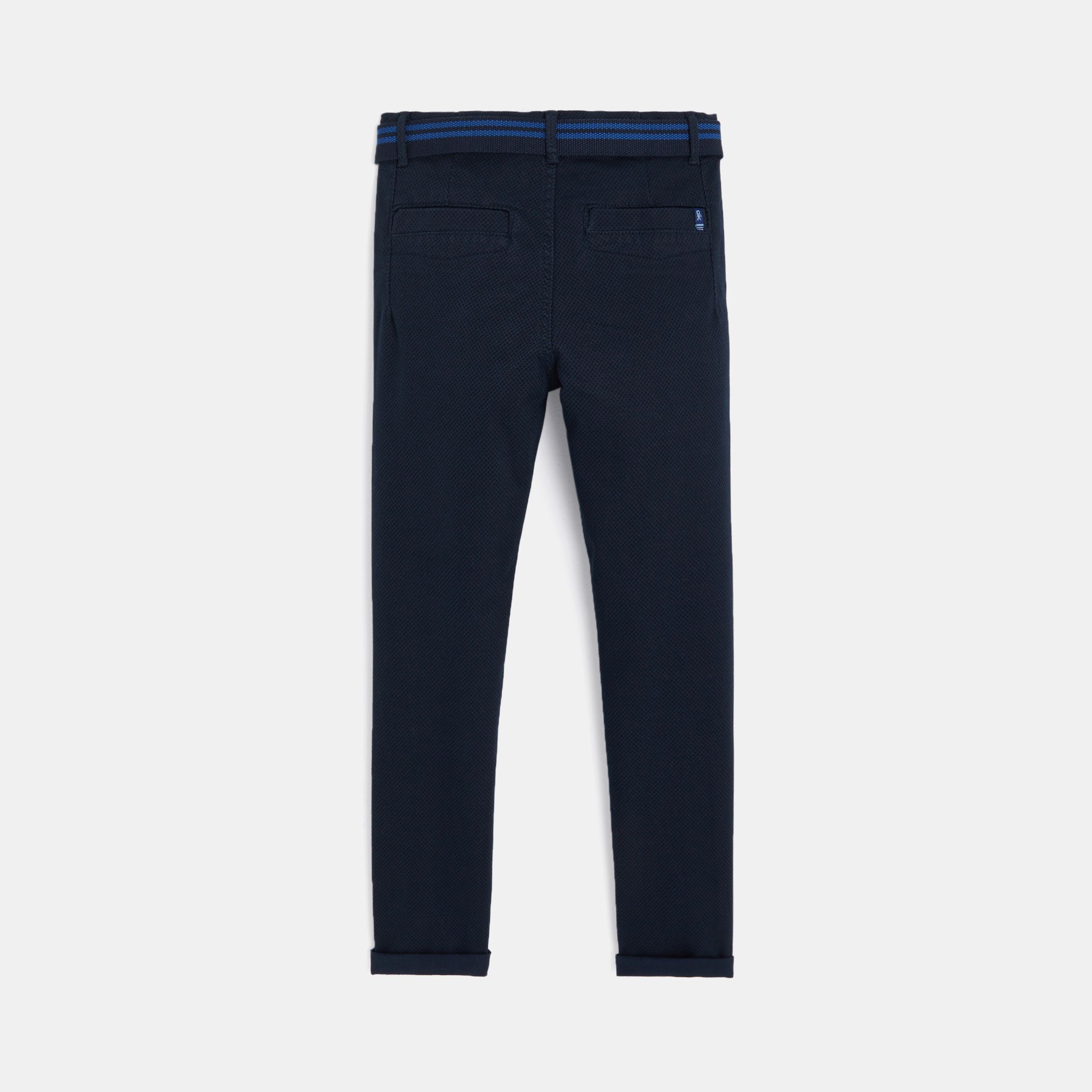 Quần chinos slim-fit