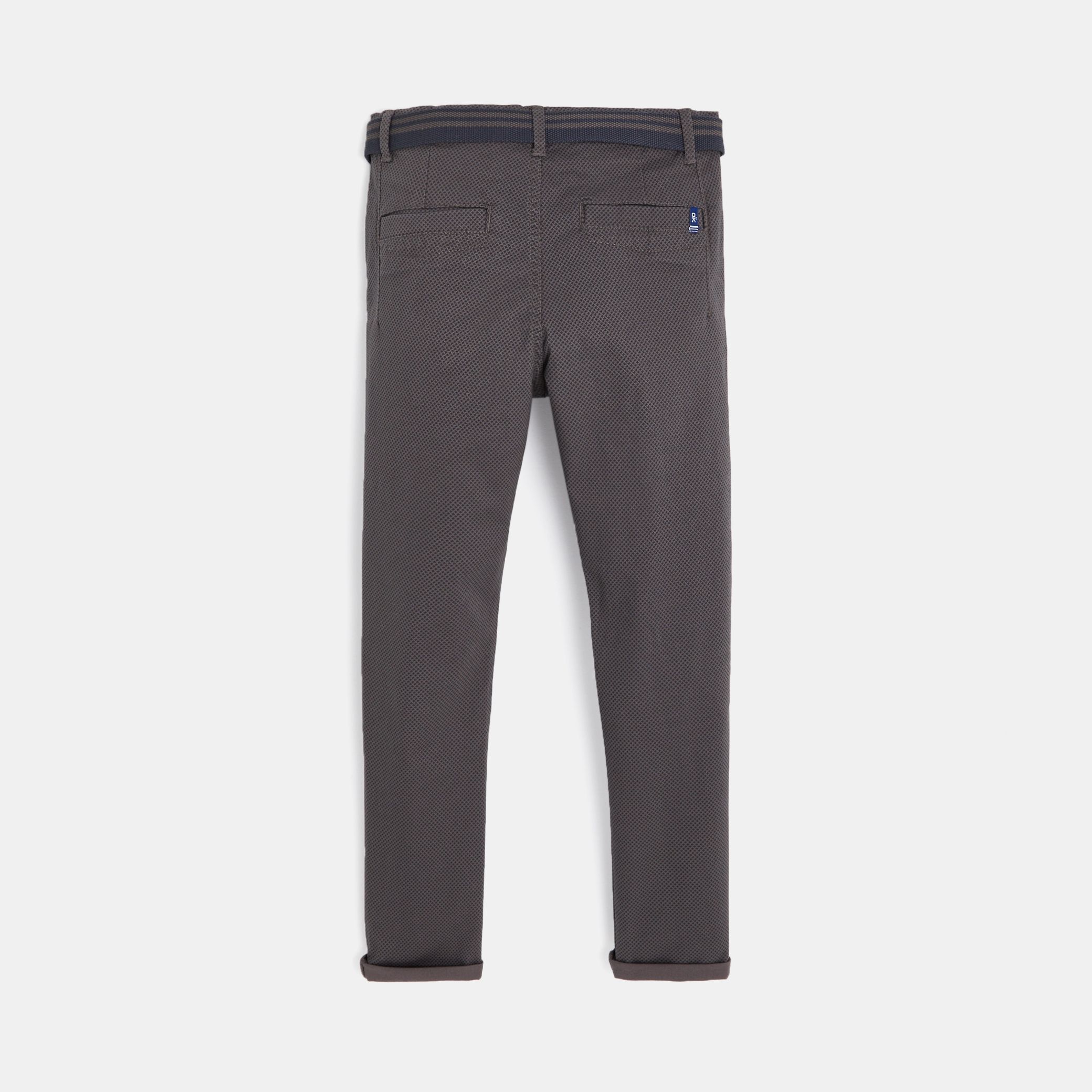 Quần chinos slim-fit