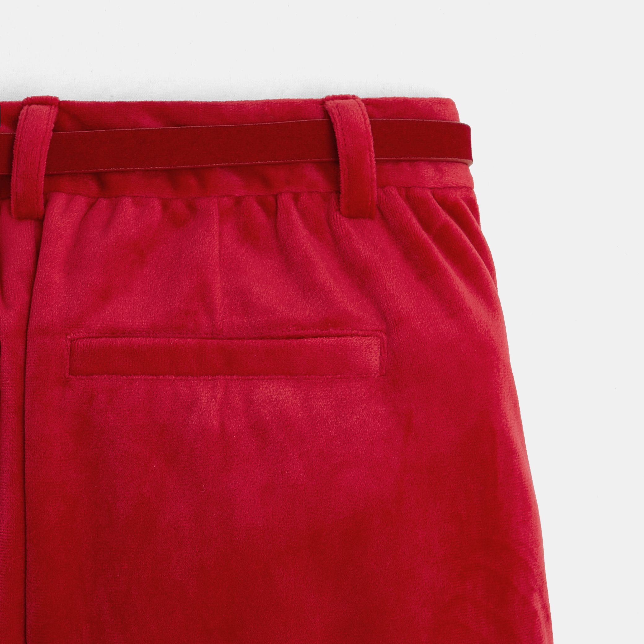 Quần short nhung trơn họa tiết chấm bi