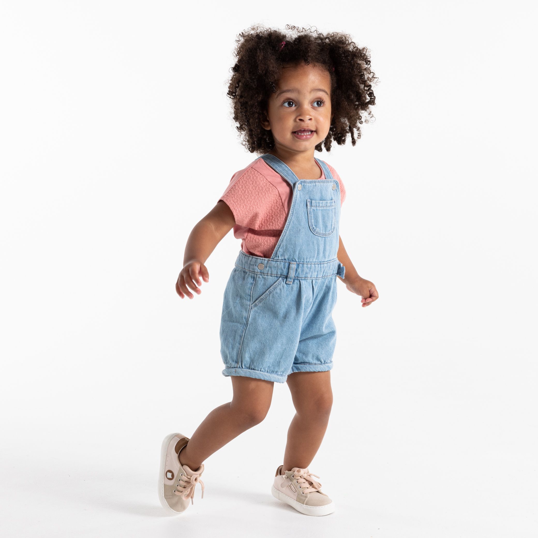 Yếm denim ngắn