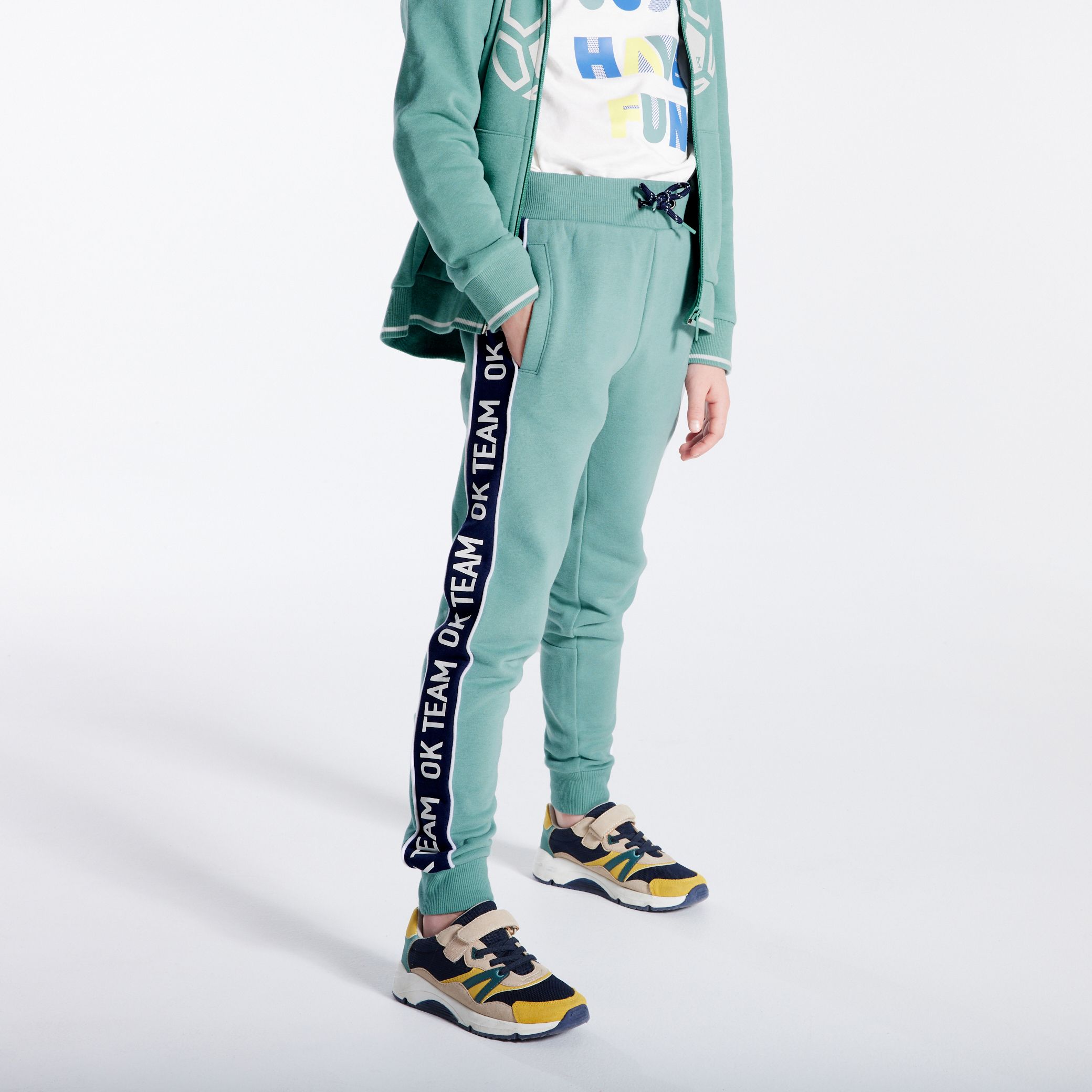 Quần joggers lông cừu OK Team