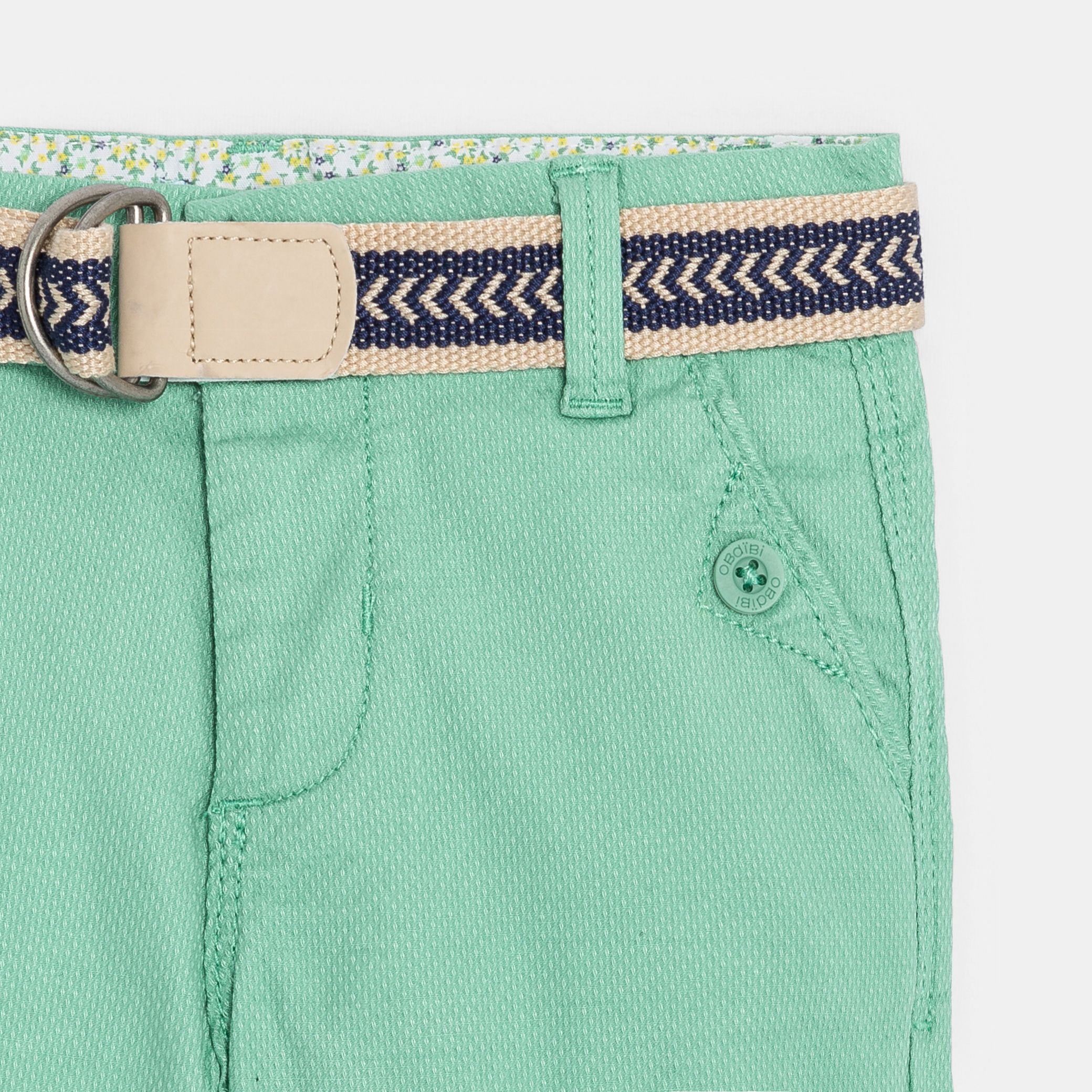 Quần short cotton Bermuda lạ mắt
