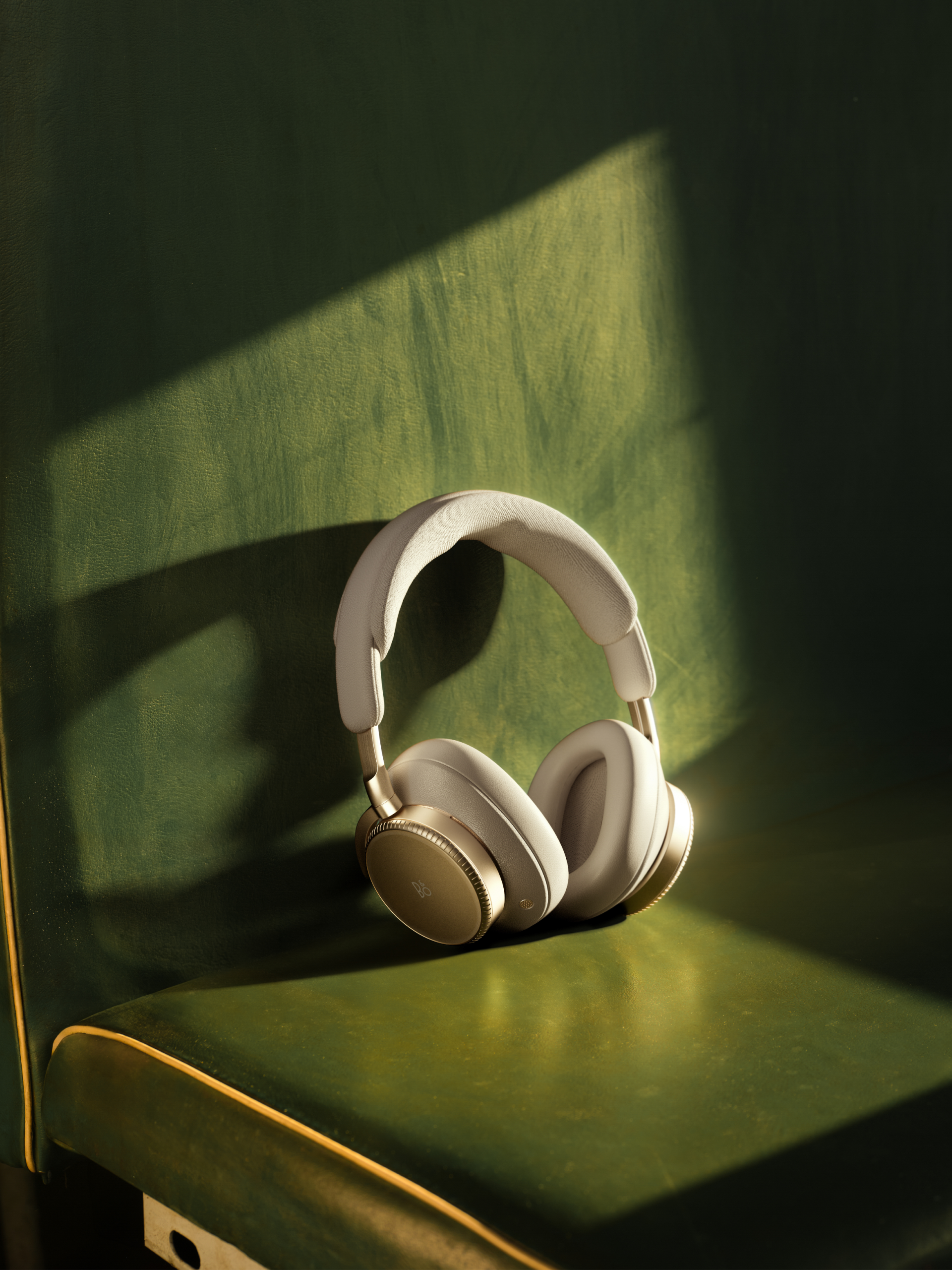 Bang & Olufsen - Tai nghe Beoplay H100