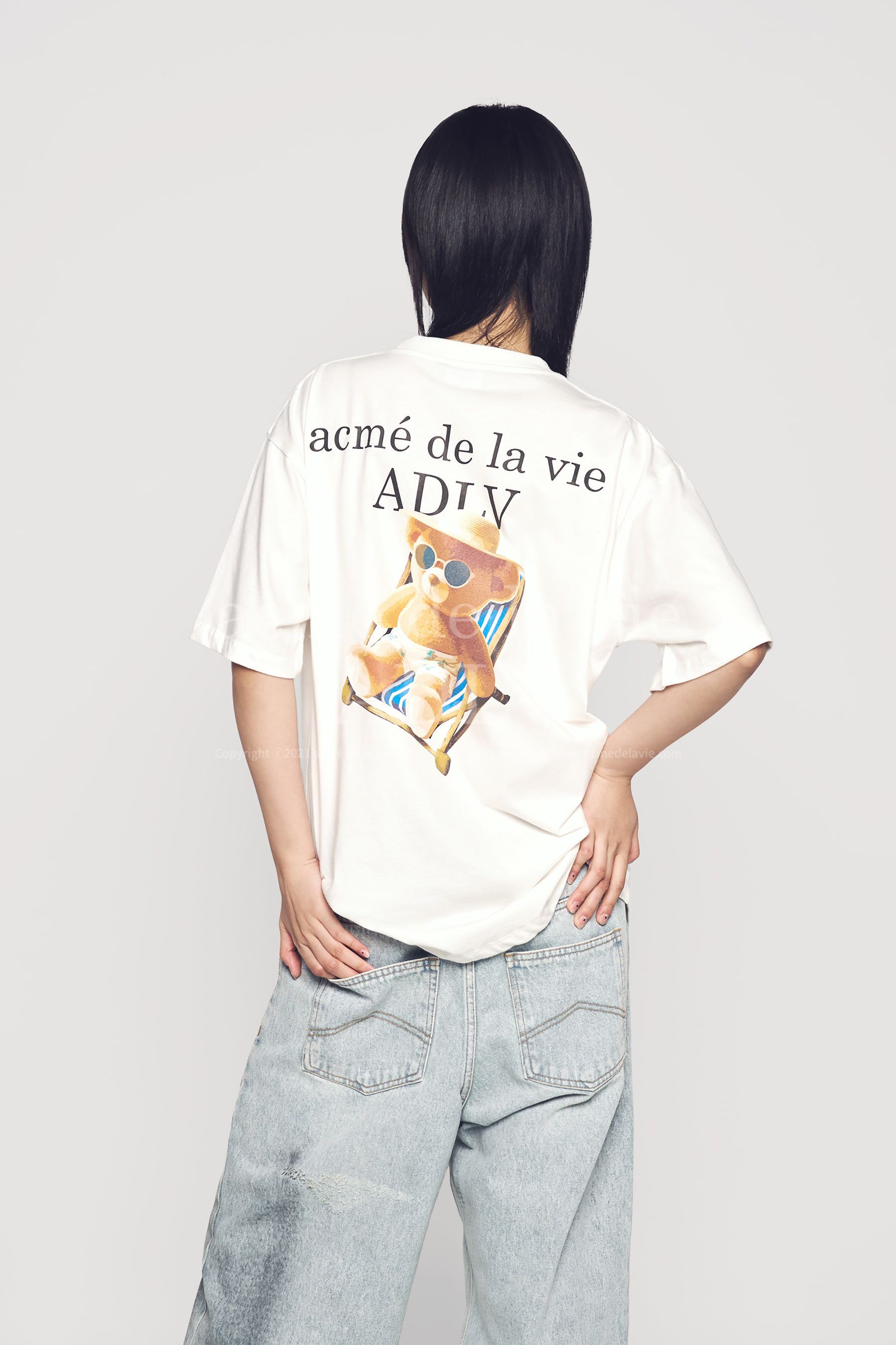 ADLV - Áo Thun BeACh Bear Kem (Duty-Free Shop Exclusive)