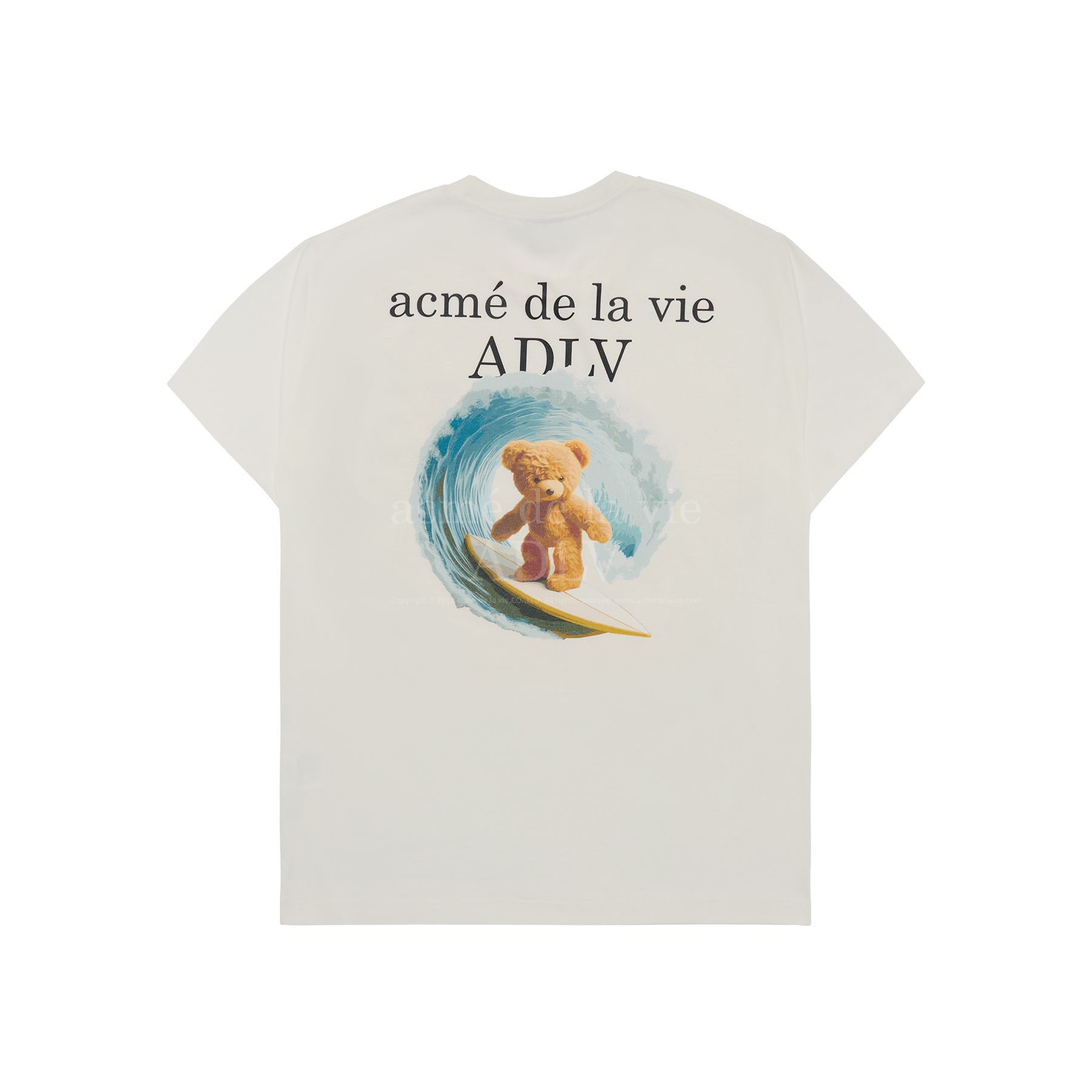 ADLV - Áo Thun Surf Bear Kem (Duty-Free Shop Exclusive)