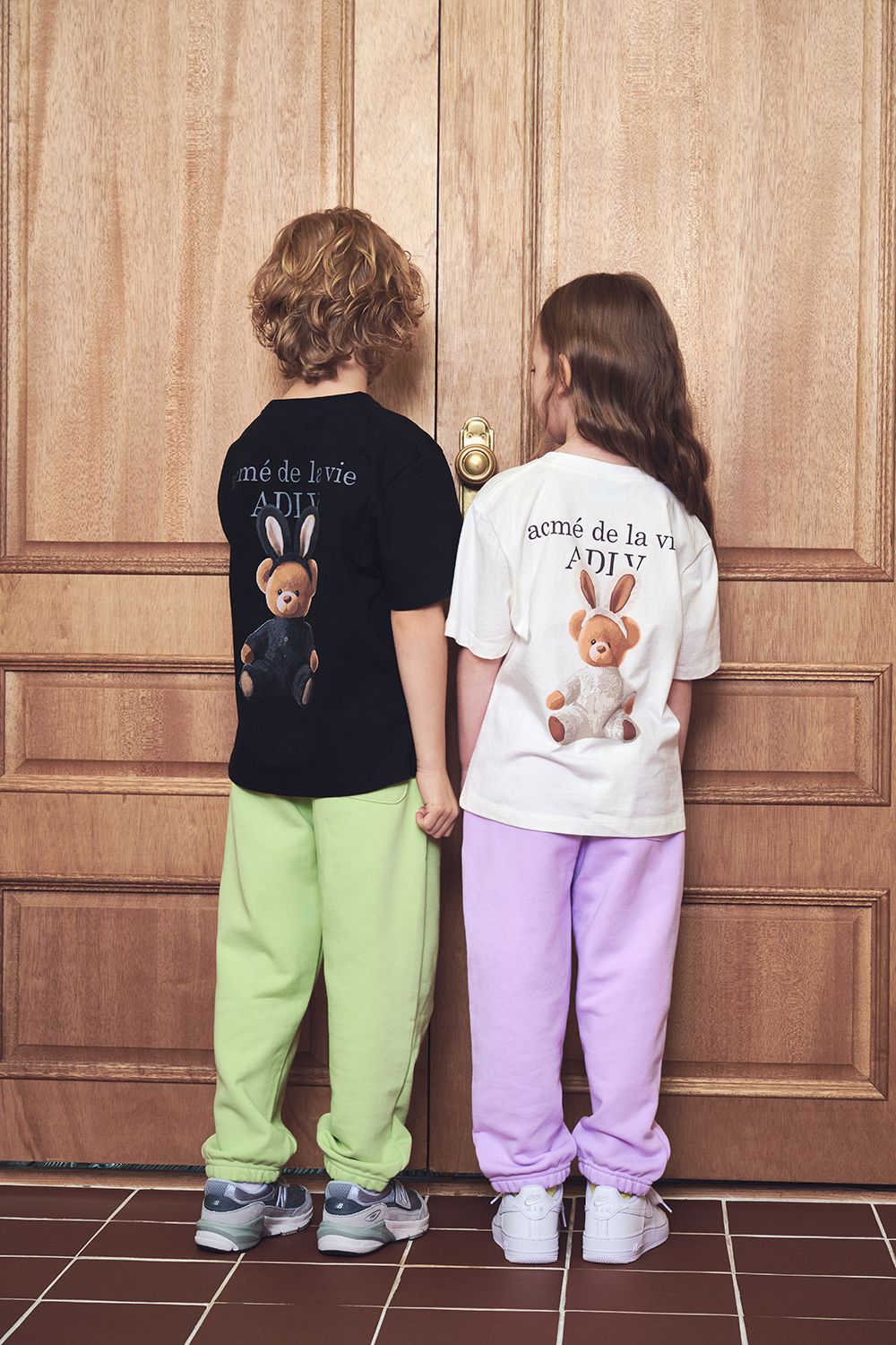 ADLV - [KIDS] Áo Thun Rabbit Bear Doll Logo Đen