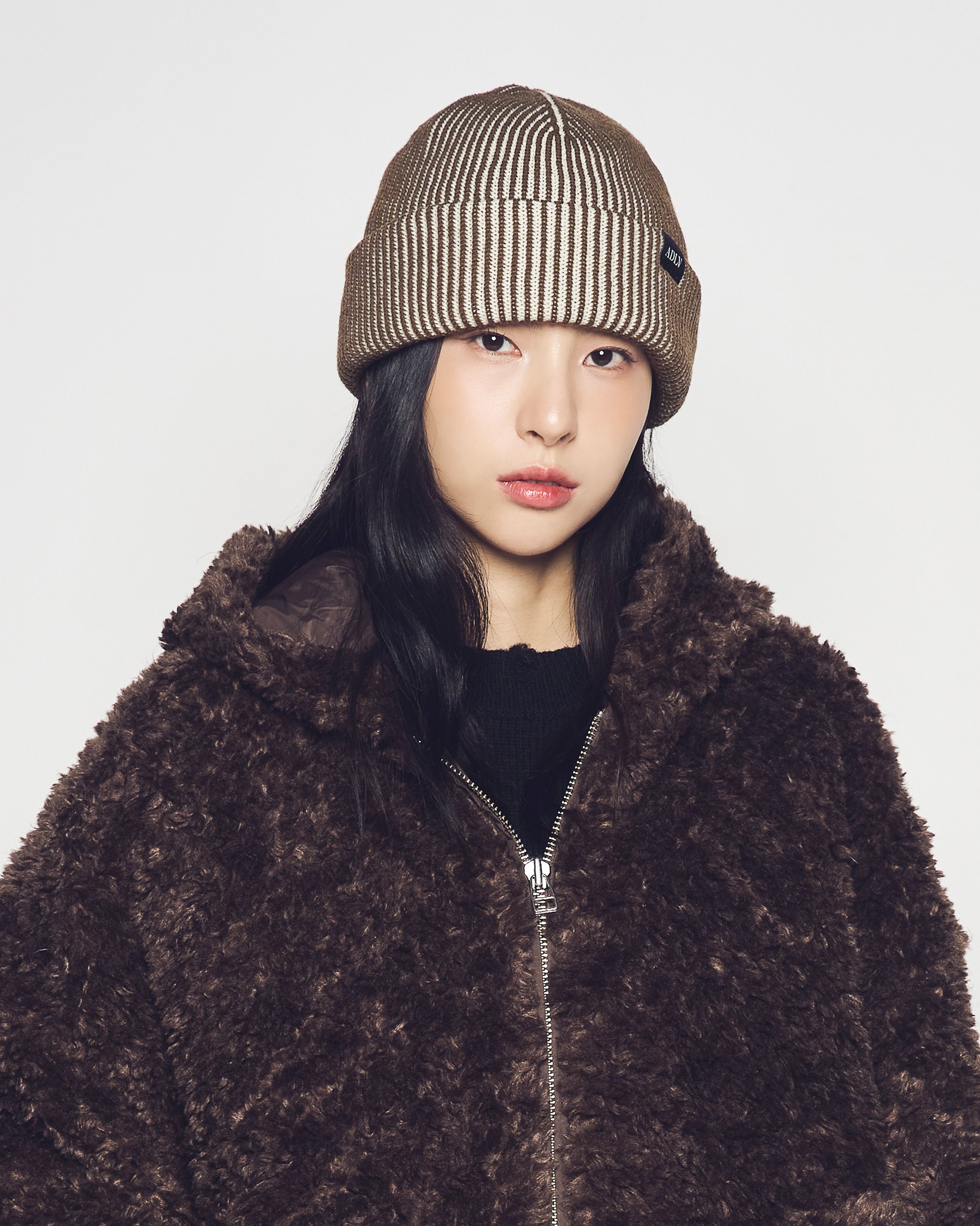 ADLV - Mũ Beanie Two Tone Label Point Nâu