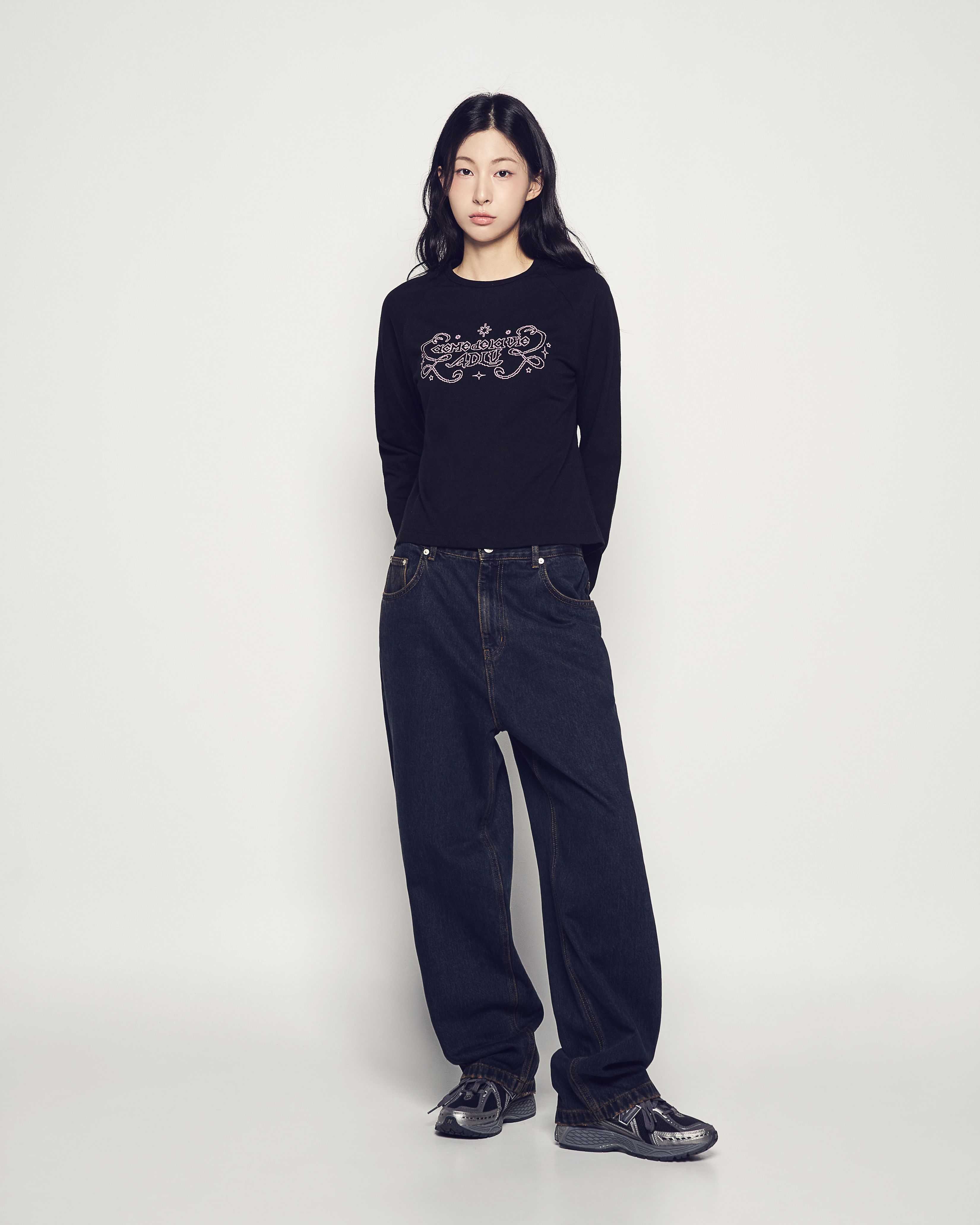 ADLV - Quần Denim Tapered Fit Washing Đen