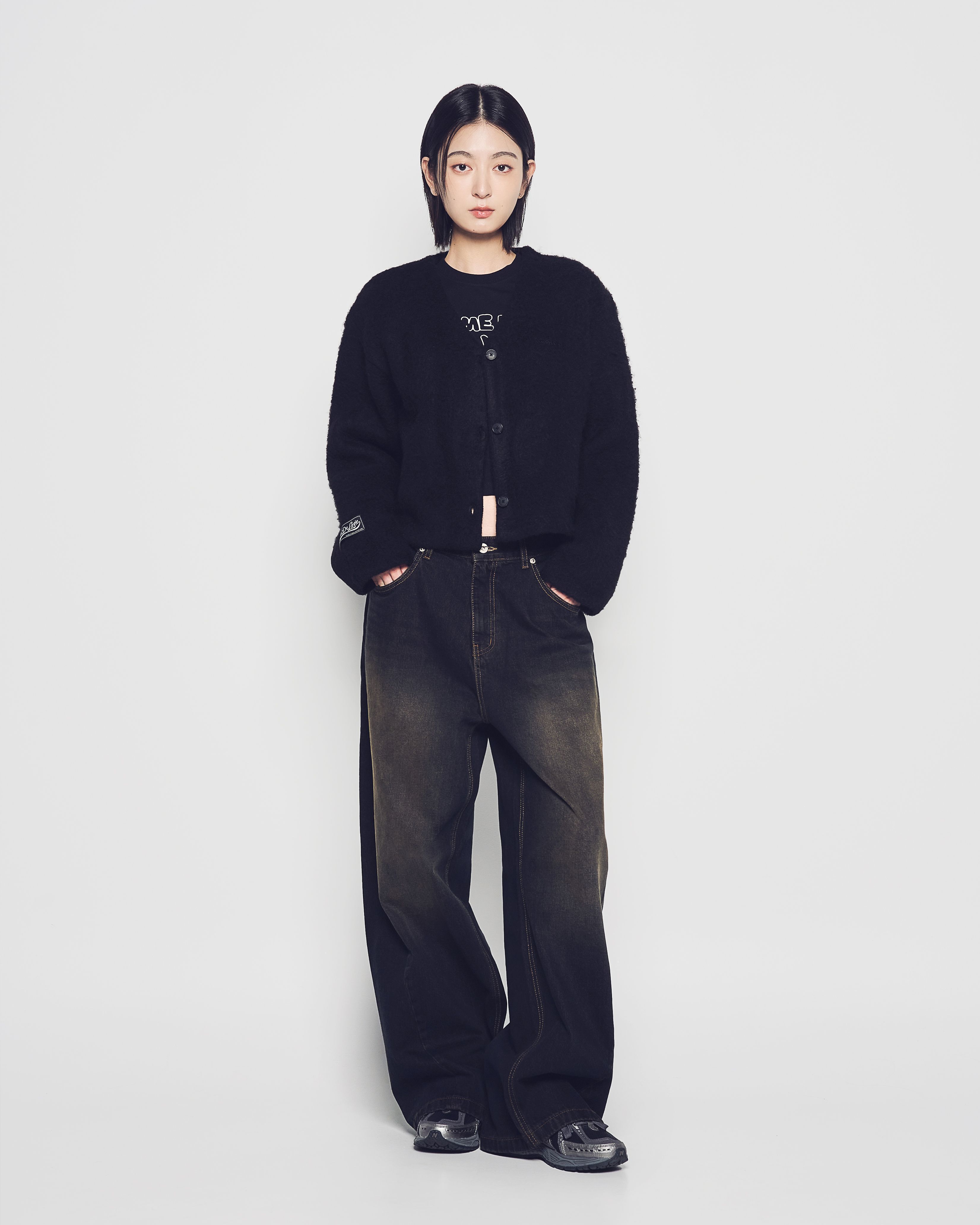 ADLV - Quần Denim Washed ống rộng Đen