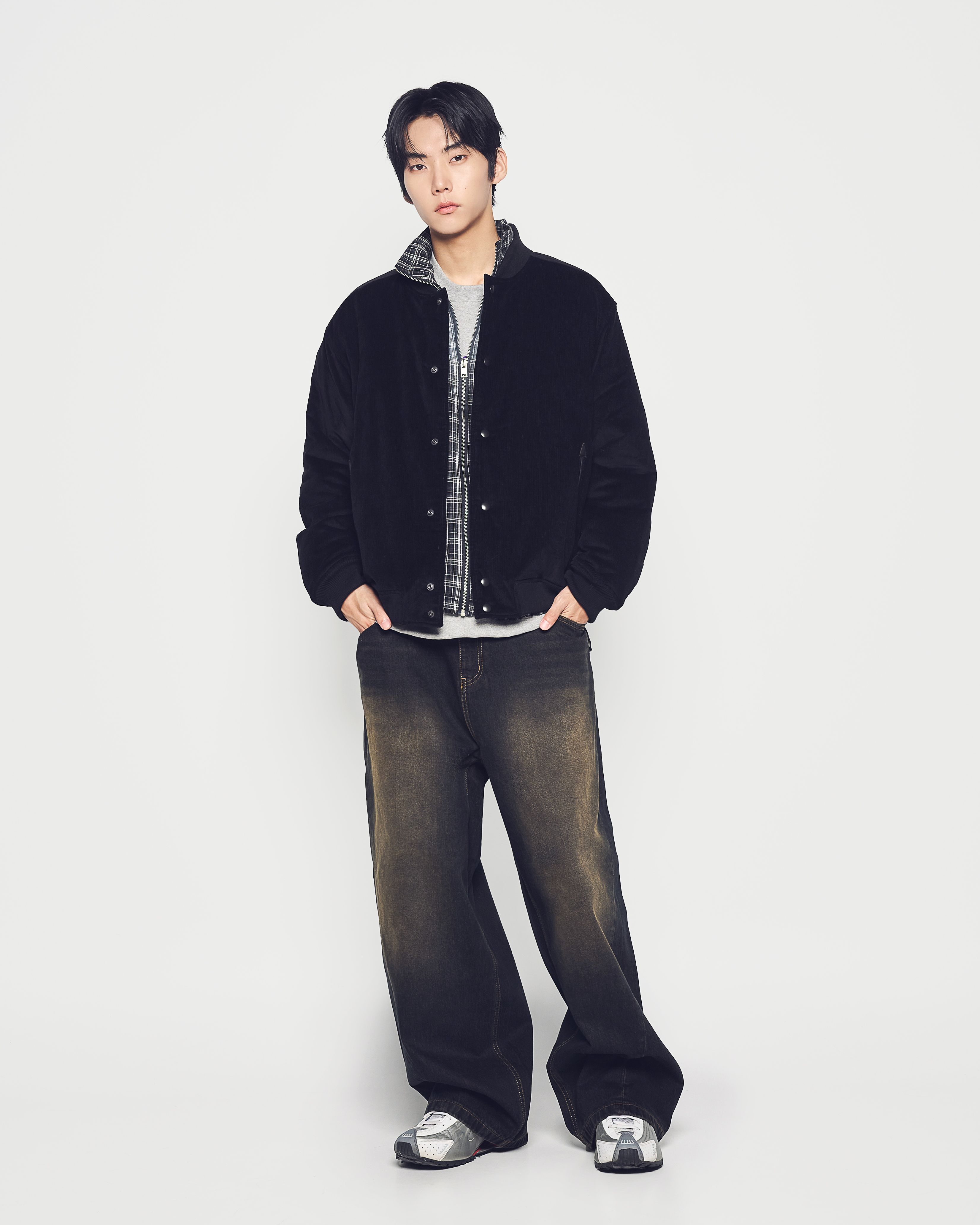 ADLV - Áo Khoác Corduroy Bomber Đen