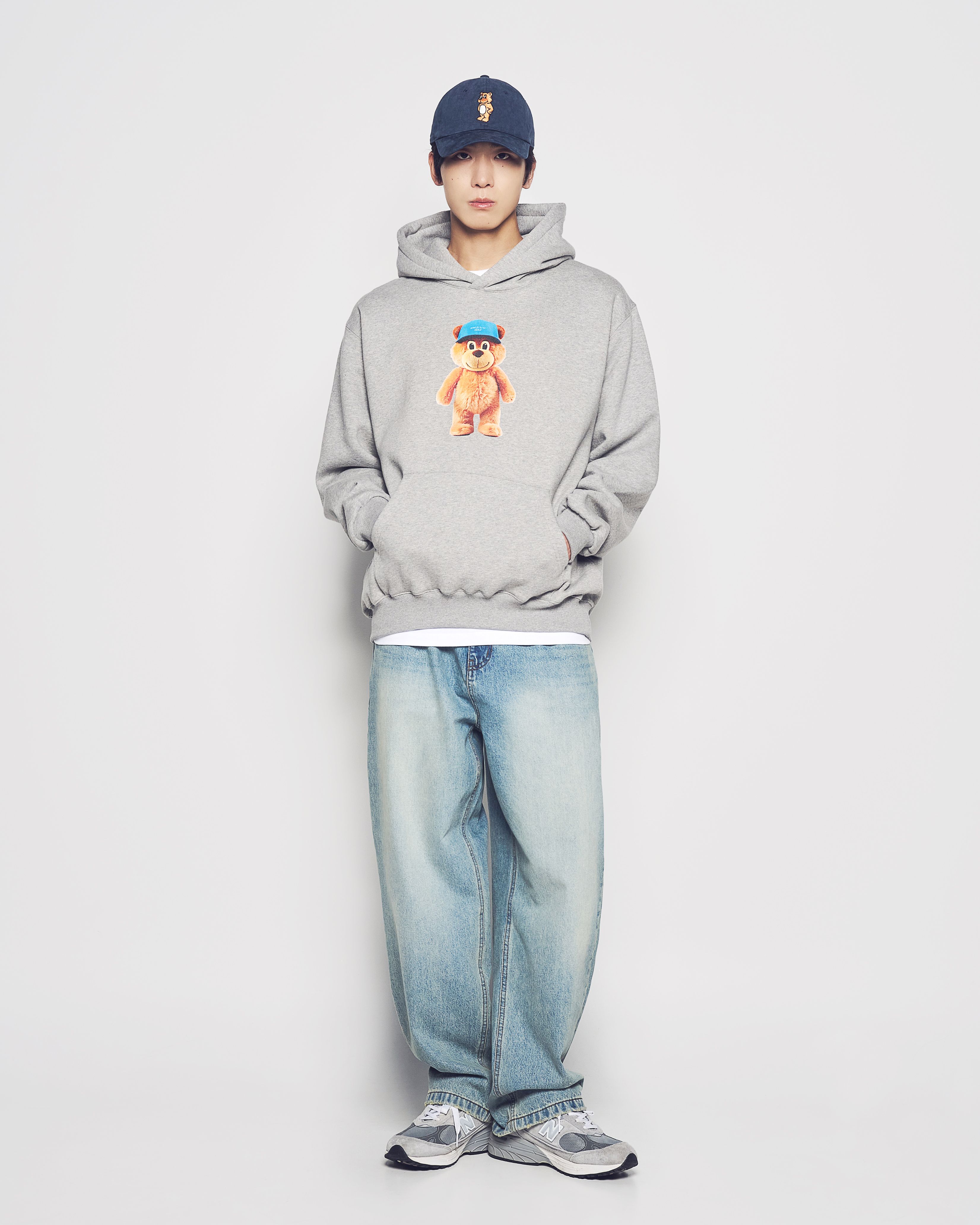 ADLV - Áo Hoodie 3D Stand AC Bear Napping Muối tiêu