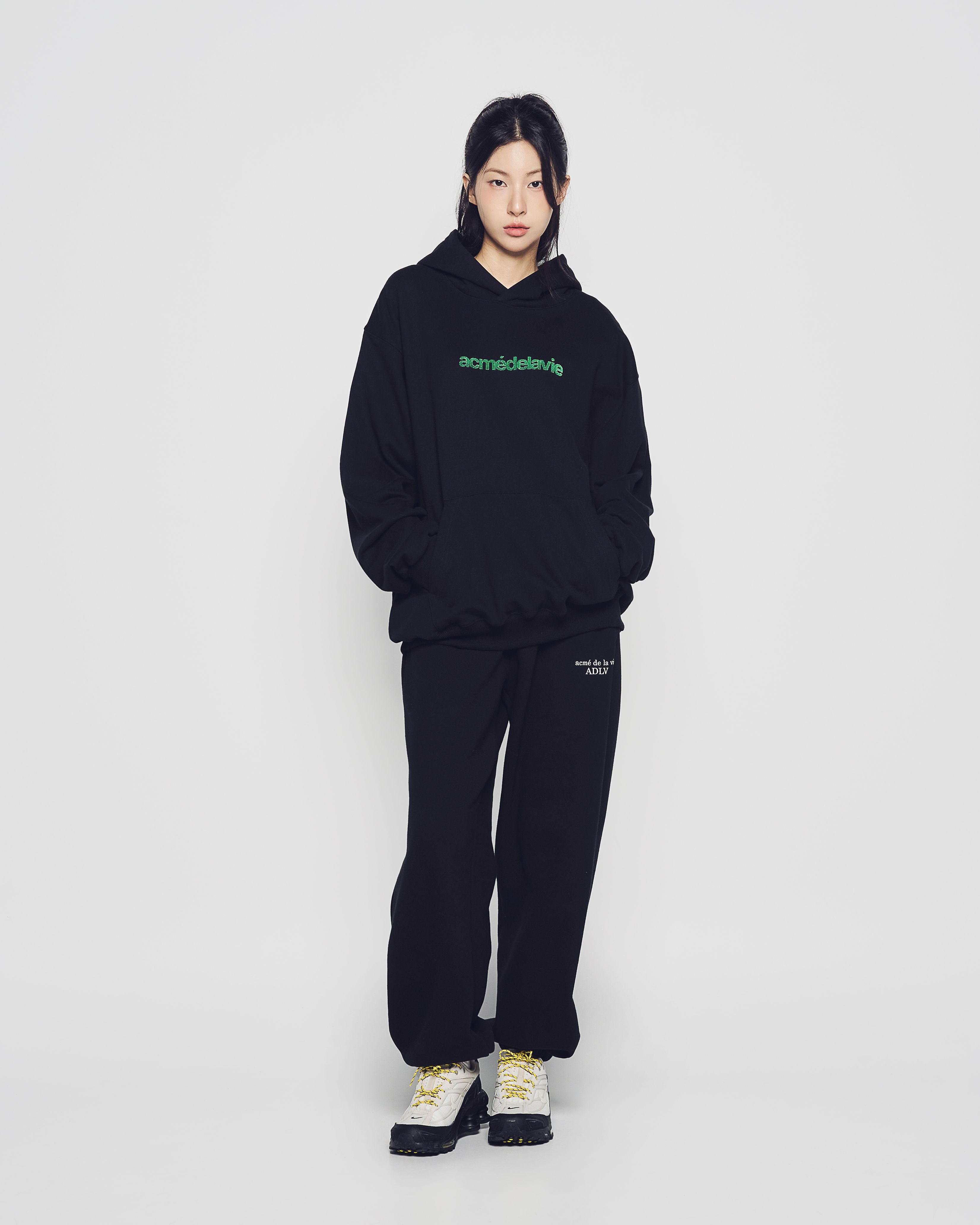 Áo Hoodie Connect Grass Đen