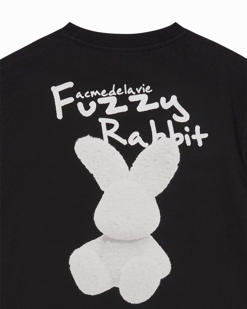Áo thun nữ Doodle Fuzzy Rabbit Đen
