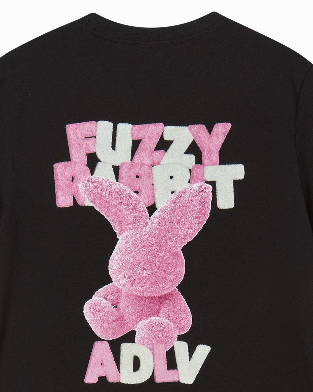 ADLV - Áo thun nữ Fuzzy Font Rabbit Đen