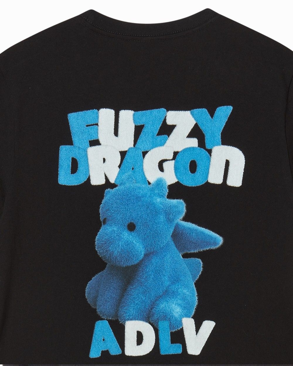ADLV - Áo thun nữ Fuzzy Font Dragon Đen