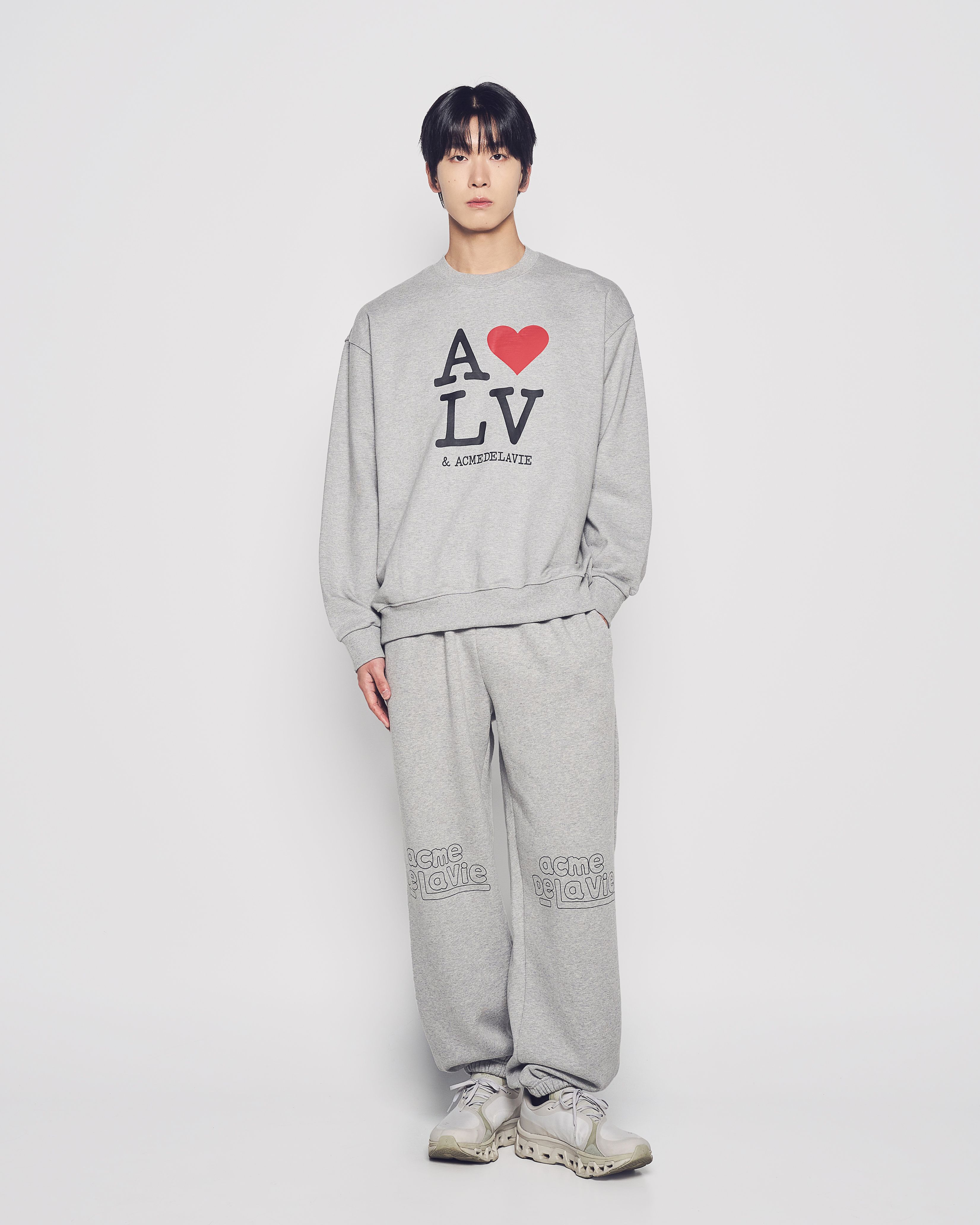 ADLV - Áo Nỉ Love ADLV Muối tiêu