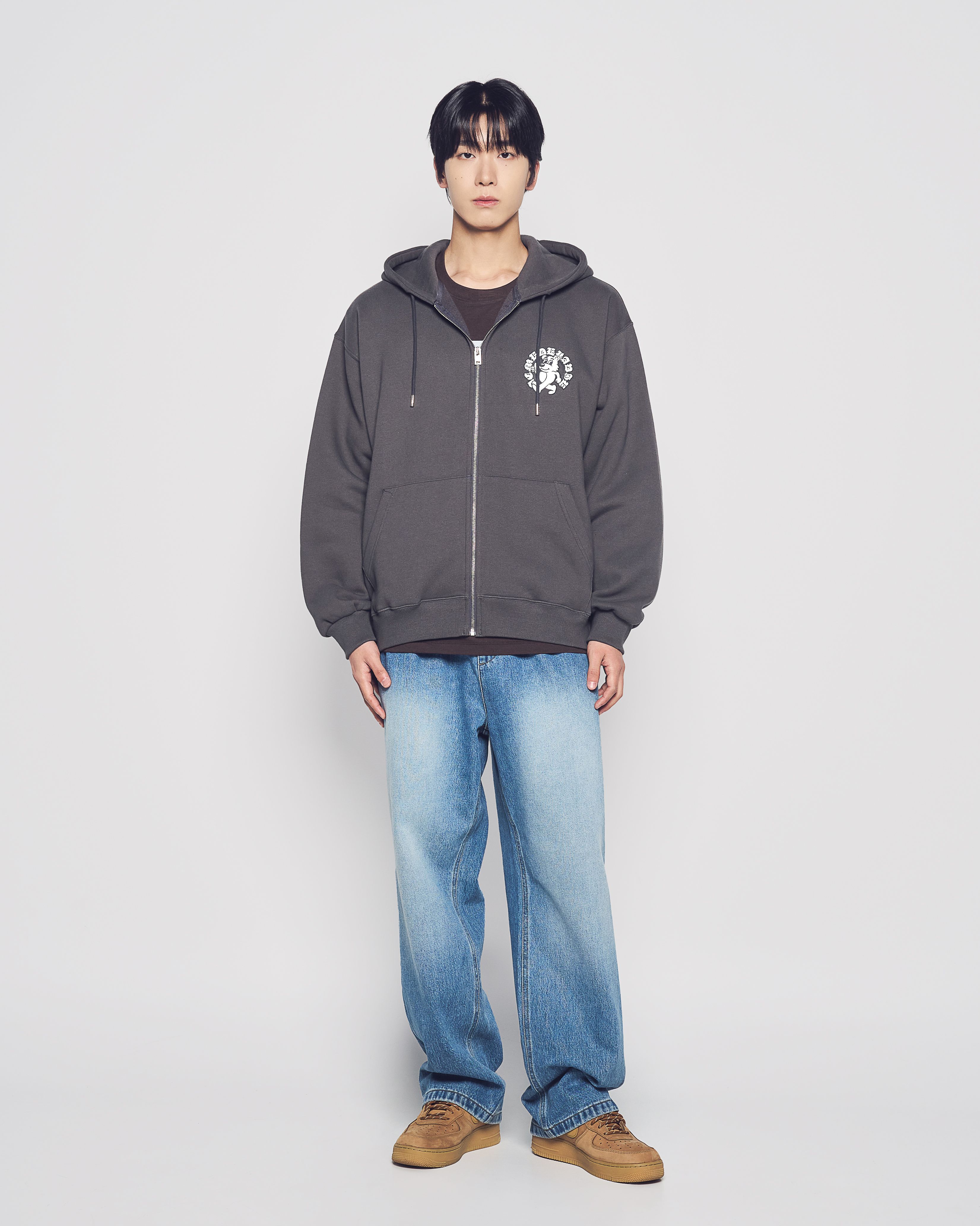 ADLV - Áo Hoodie kéo khóa Walking AC Bear Napping Than chì
