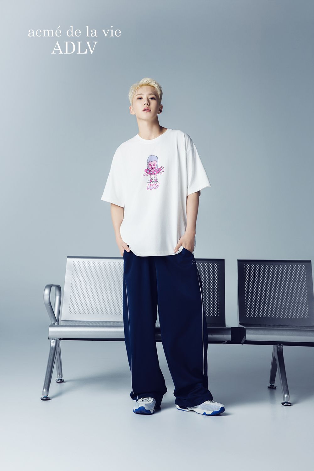 ADLV - Quần Nỉ One Point Logo Coloring Wide Xanh navy