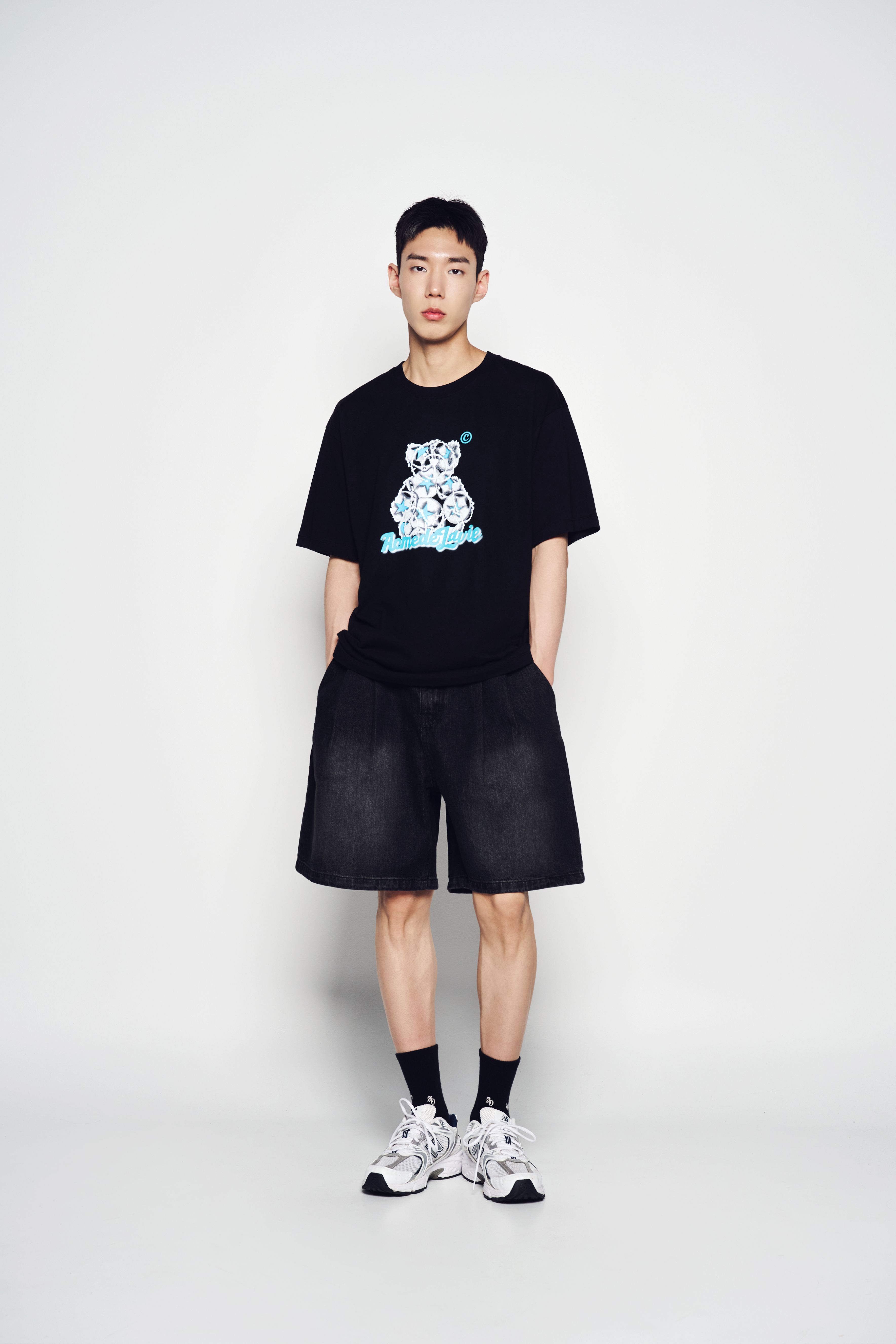 ADLV - Áo Thun Star Bear Đen