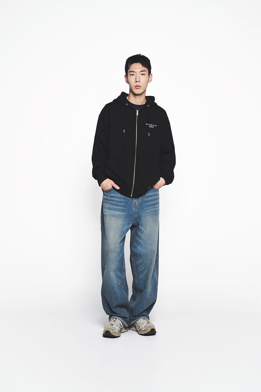 ADLV - Áo Hoodie Kéo Khóa Square Basket Ball Đen