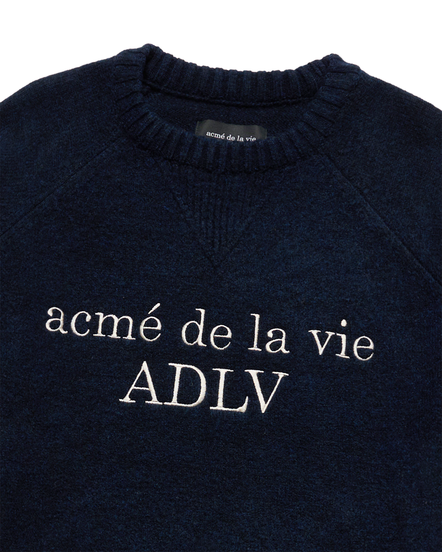 Áo nỉ BASIC LOGO SEASON2 Xanh navy