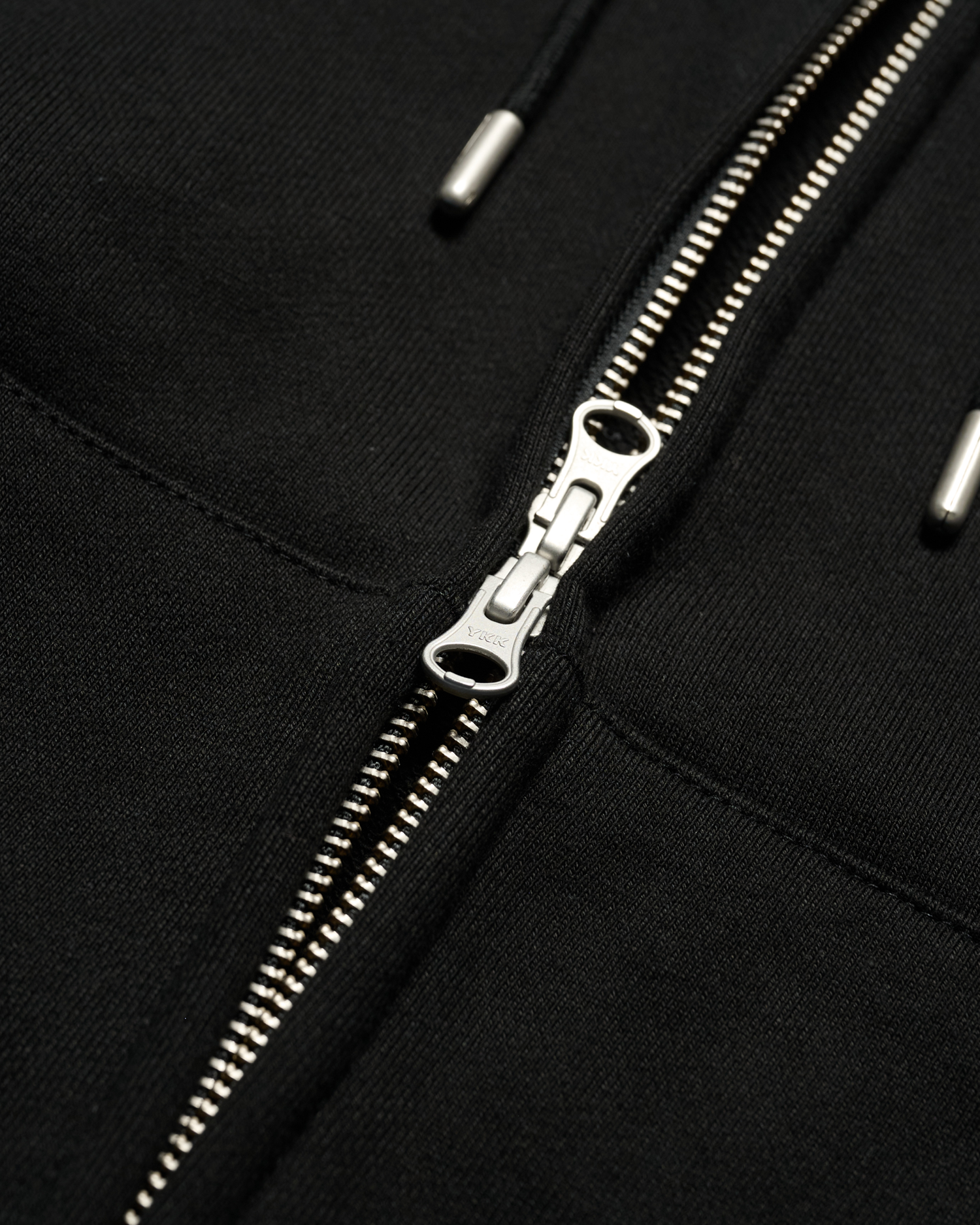 Áo hoodie kéo khóa WOMAN ONE TUCK CROP Đen
