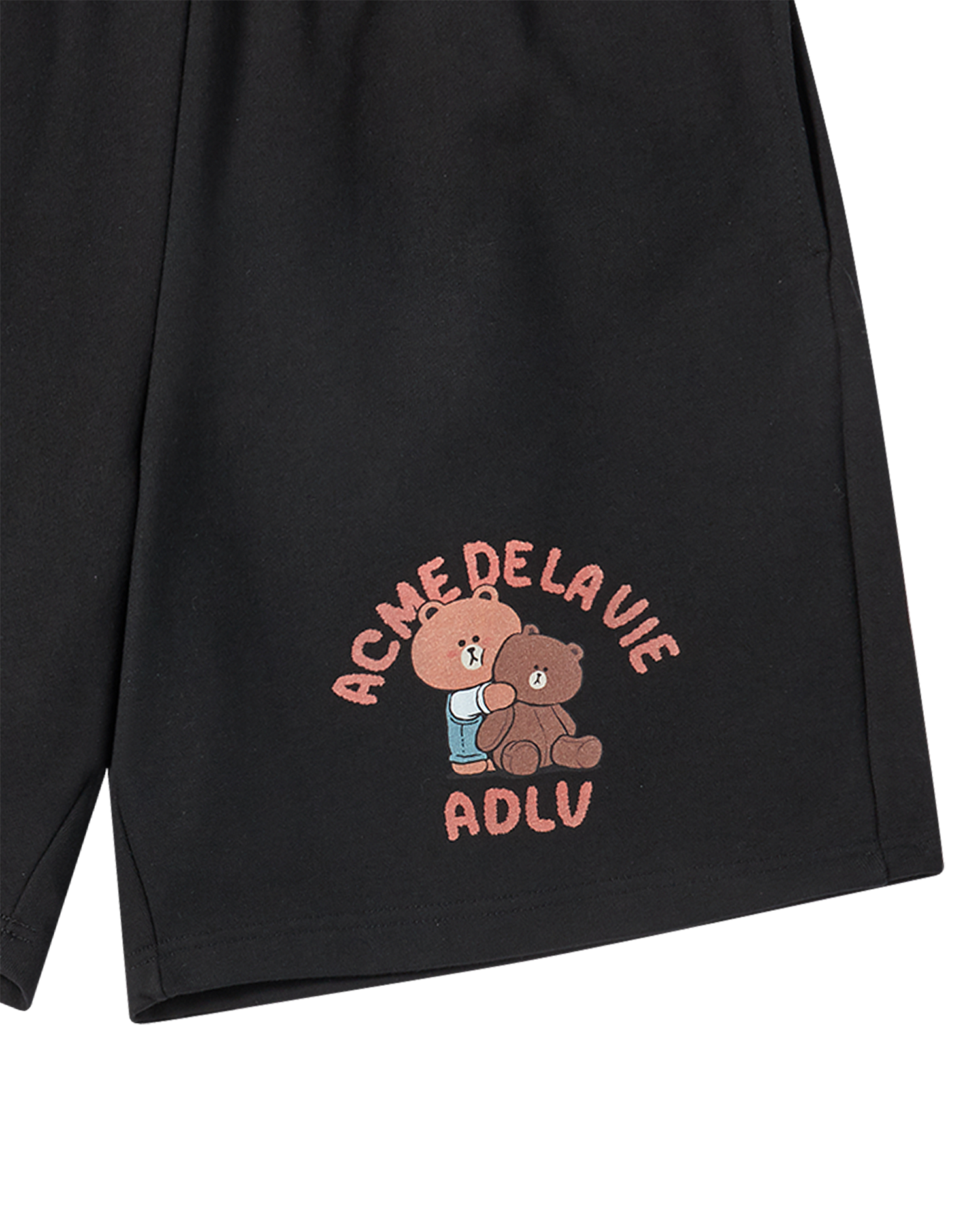 ADLV - Quần short BEAR DOLL HUG BROWN LINE FRIENDS Đen