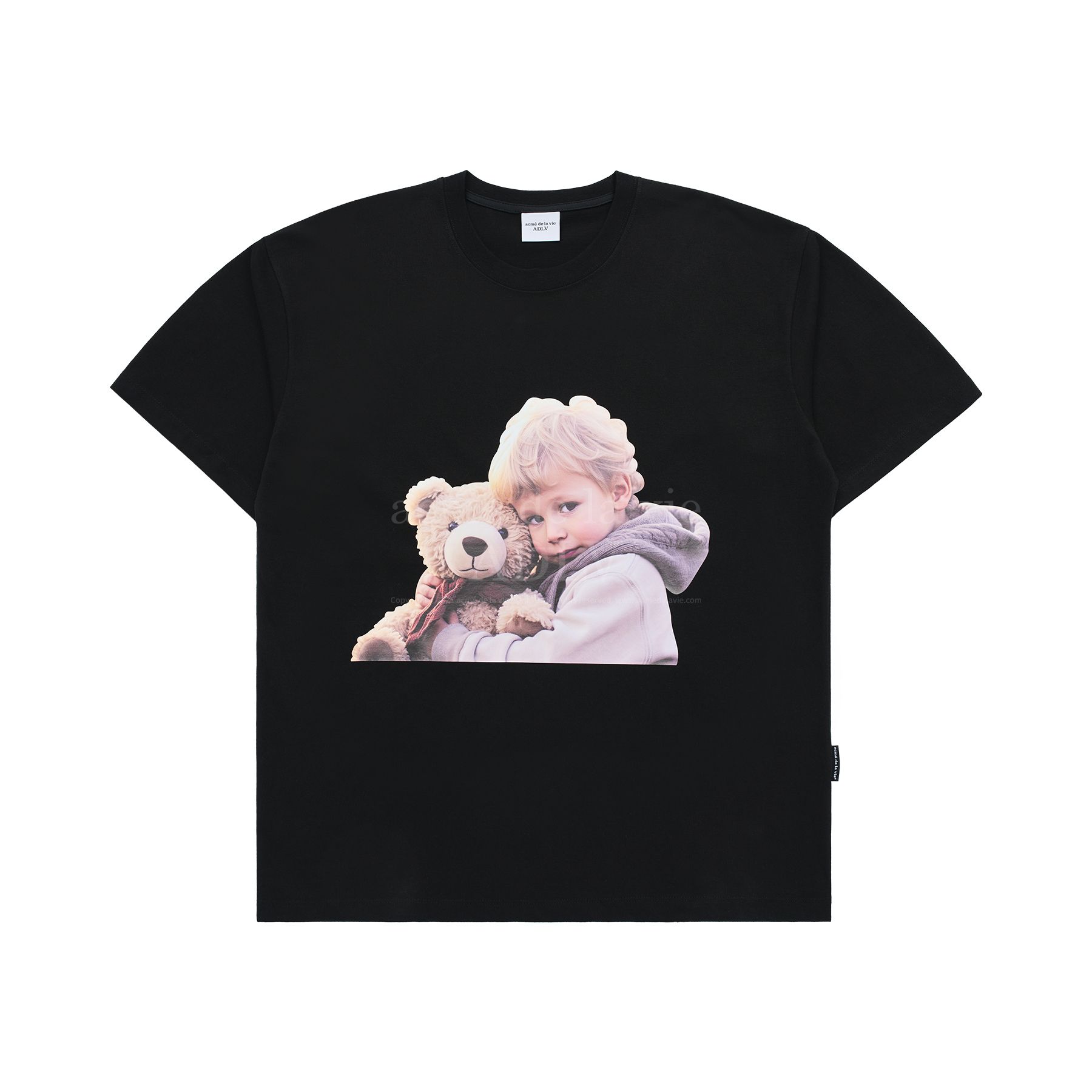 Áo Thun ADLV Baby Face Bear Doll Hug Đen