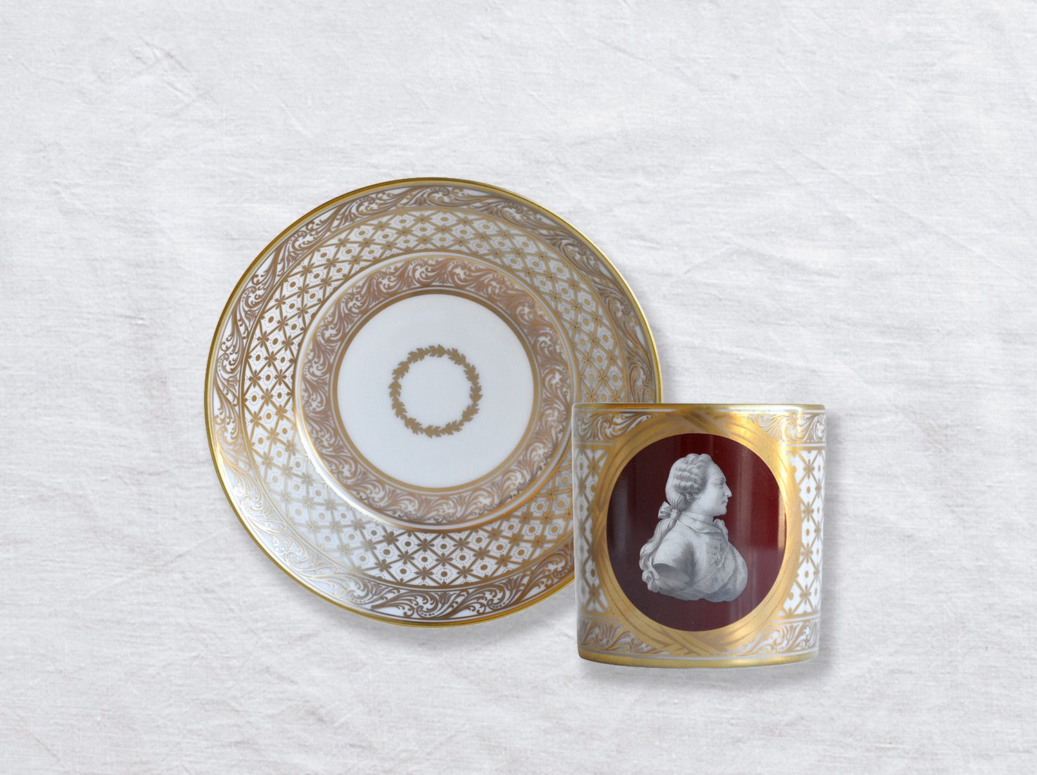 Bernardaud - Bộ cốc và đĩa AU ROI LOUIS XVI 100ml