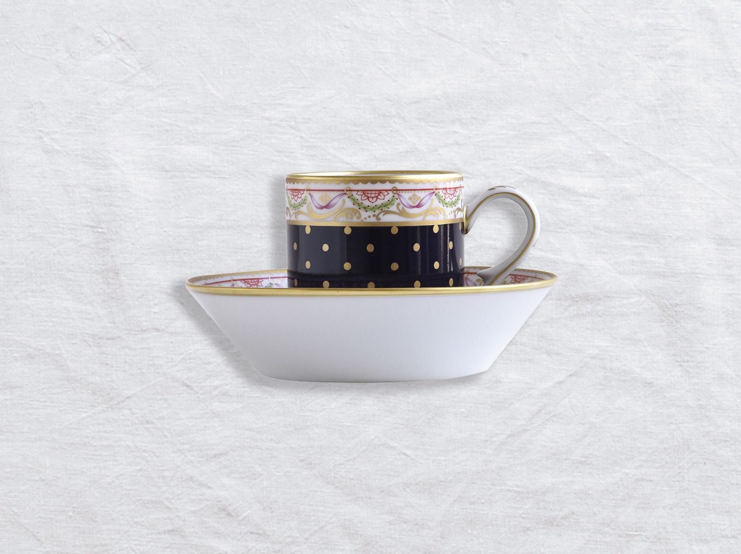 Bernardaud - Bộ cốc và đĩa BOUQUET DE LA REINE 100ml