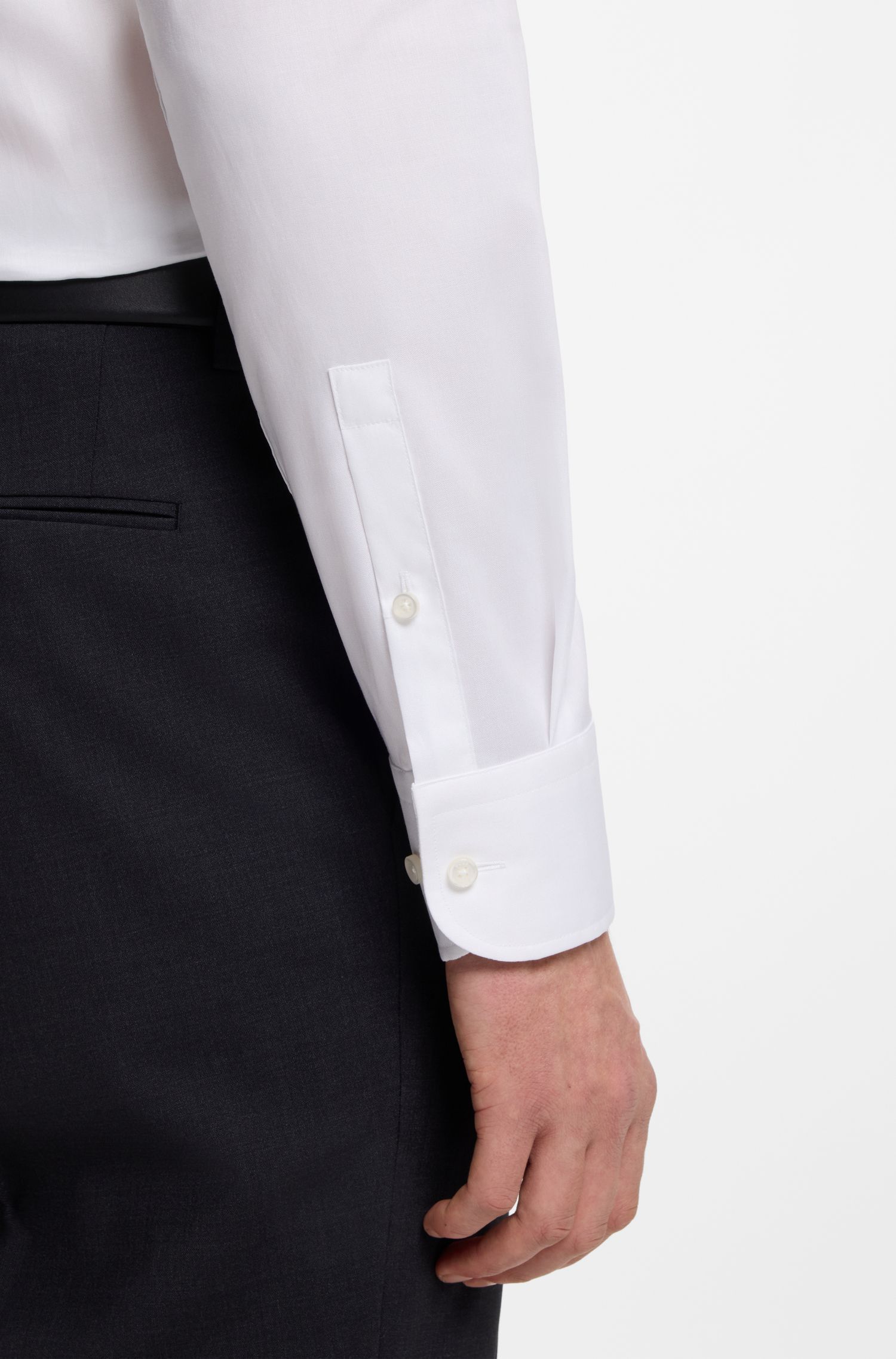 BOSS - Áo sơ mi dáng ôm làm từ vải cotton poplin dễ ủi