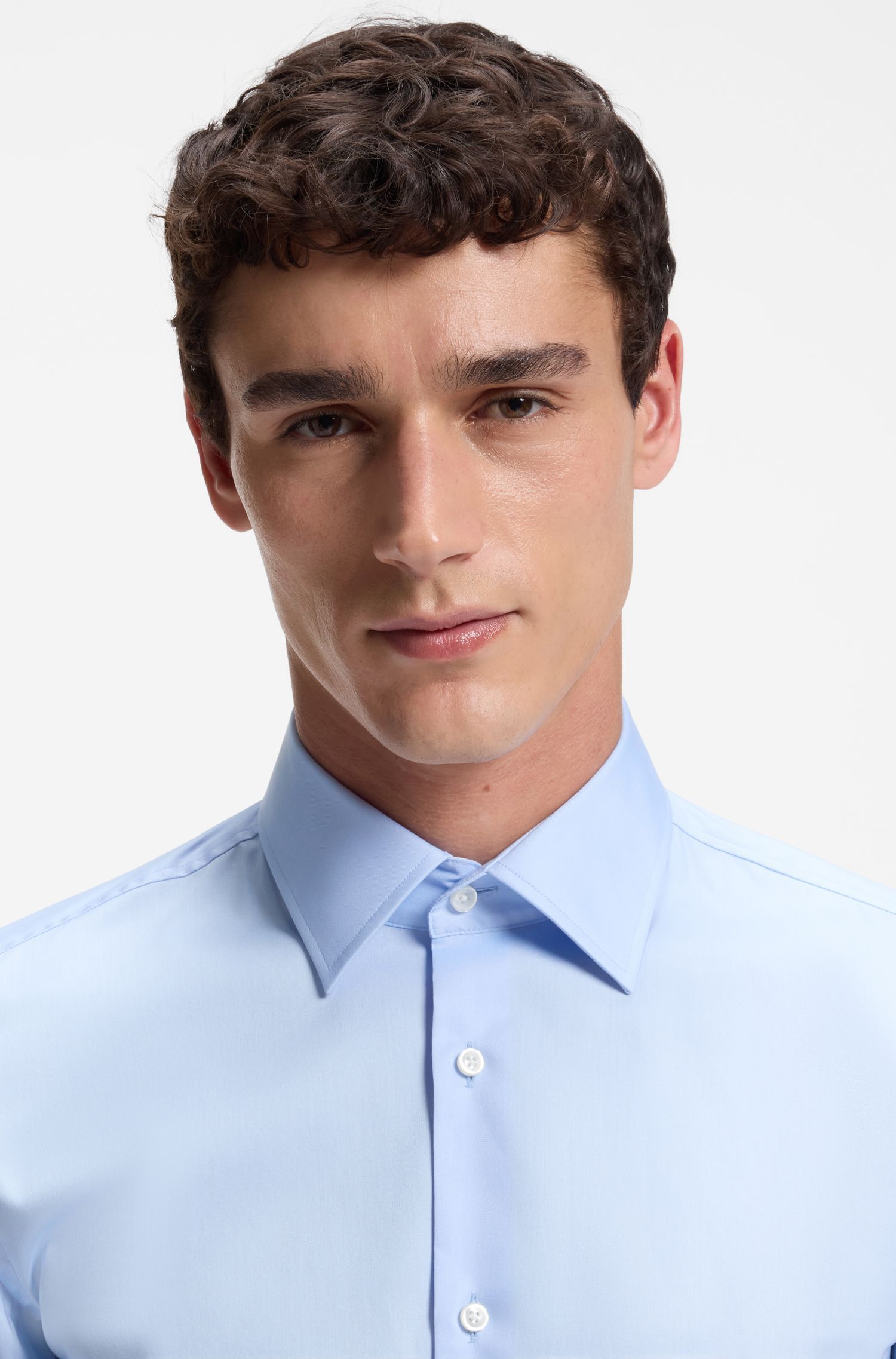 BOSS - Áo sơ mi dáng ôm làm từ vải cotton poplin dễ ủi