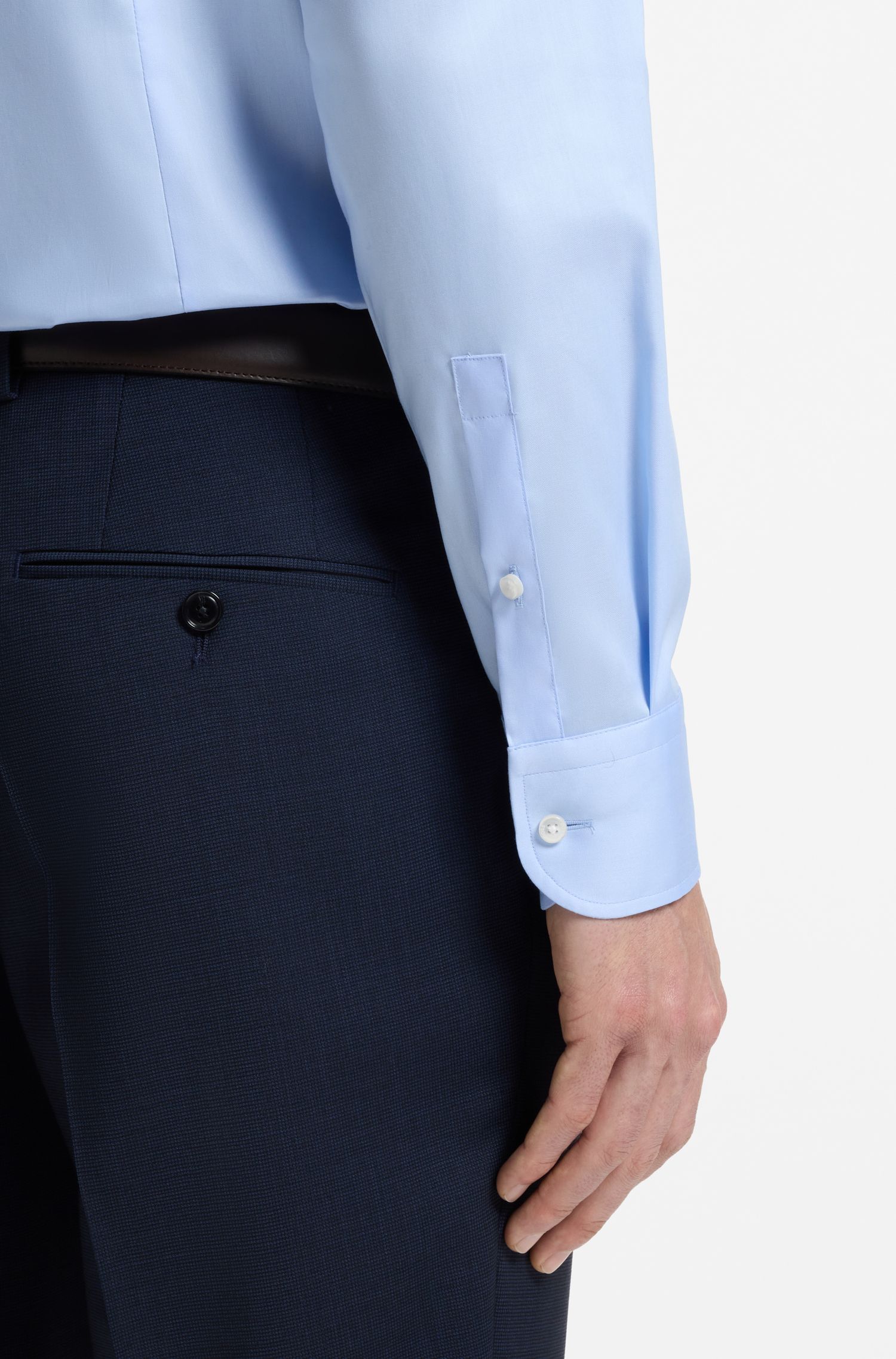 BOSS - Áo sơ mi dáng ôm làm từ vải cotton poplin dễ ủi