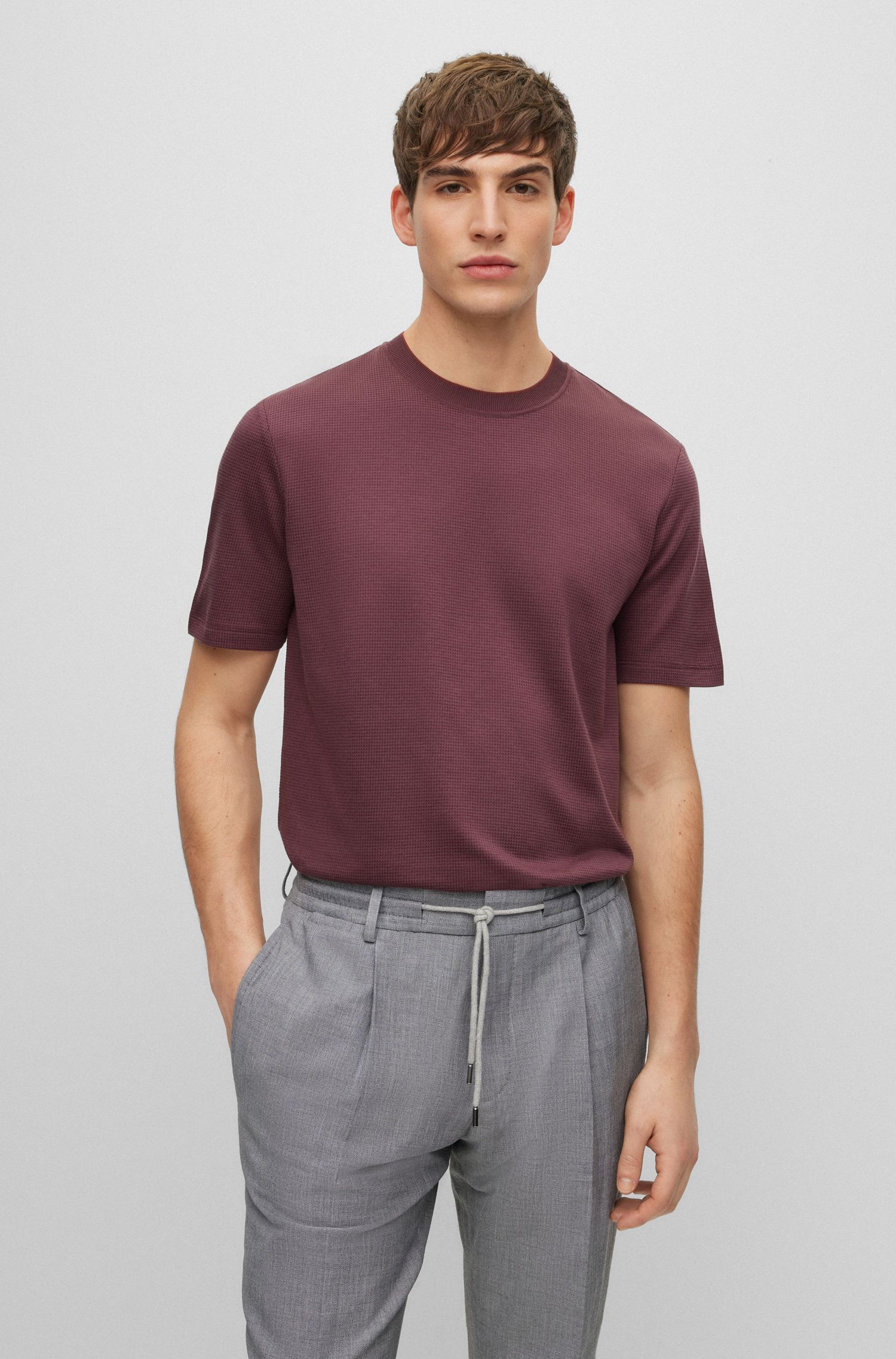 Áo thun chất cotton pha