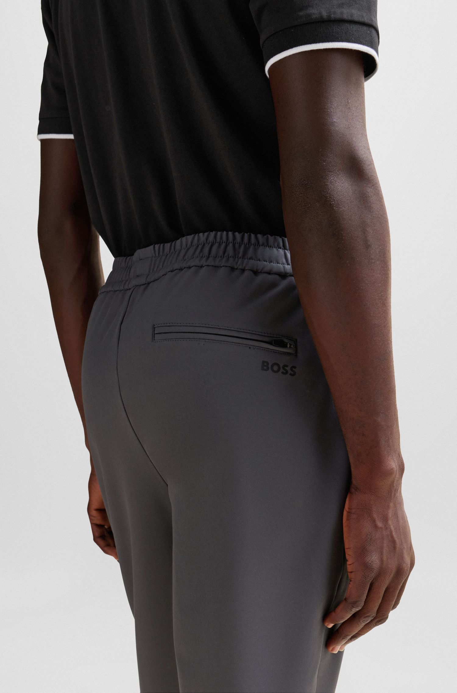 BOSS - Quần chinos dáng tapered fit