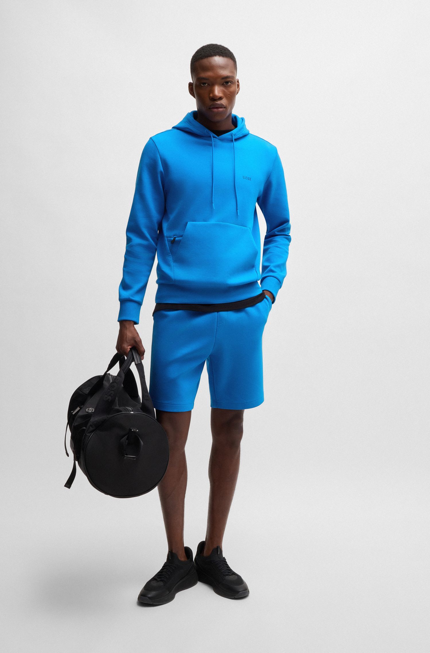 BOSS - Quần shorts regular-fit cotton có logo in chồng
