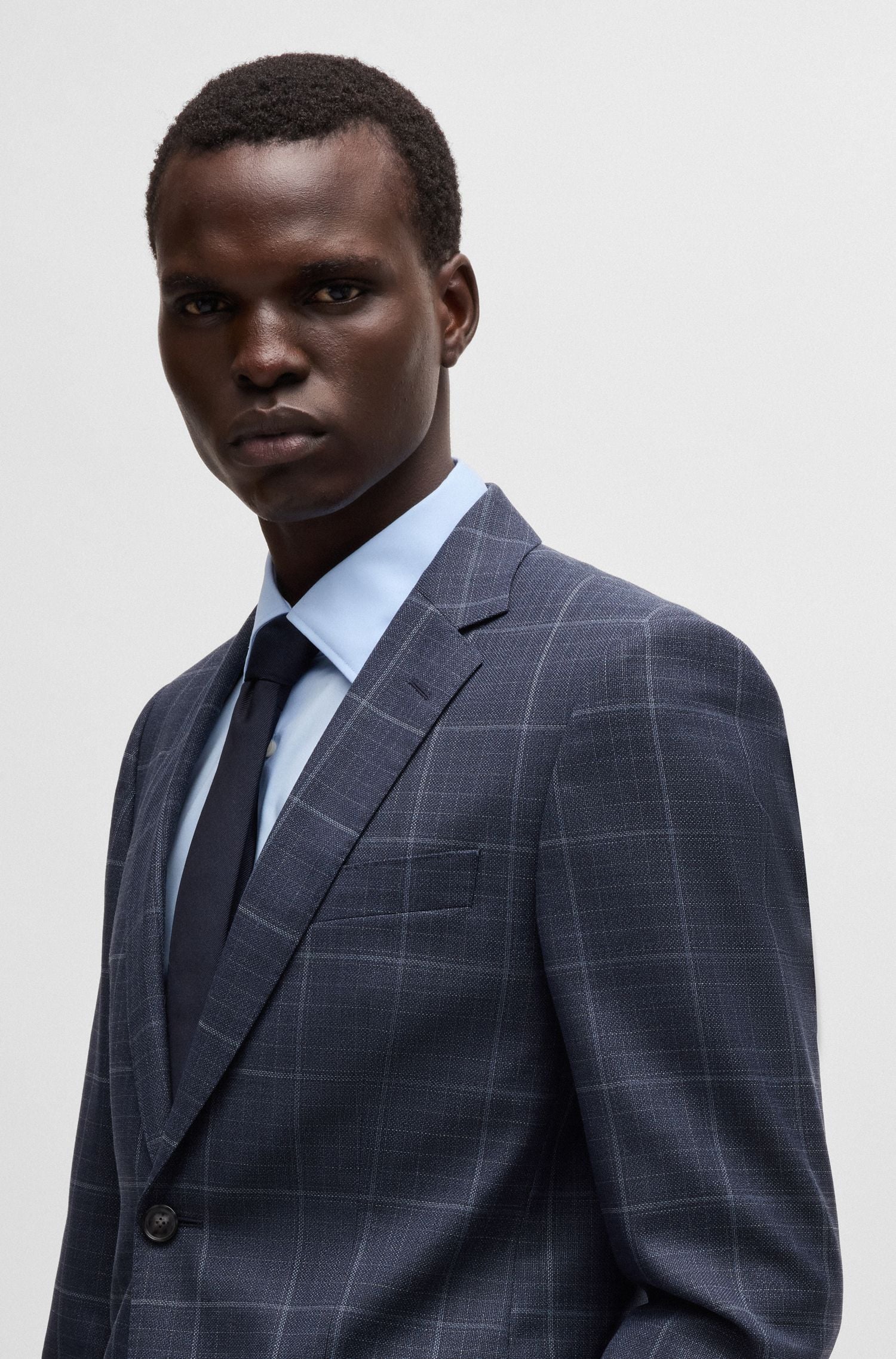 Bộ suit dáng slim-fit vải len họa tiết