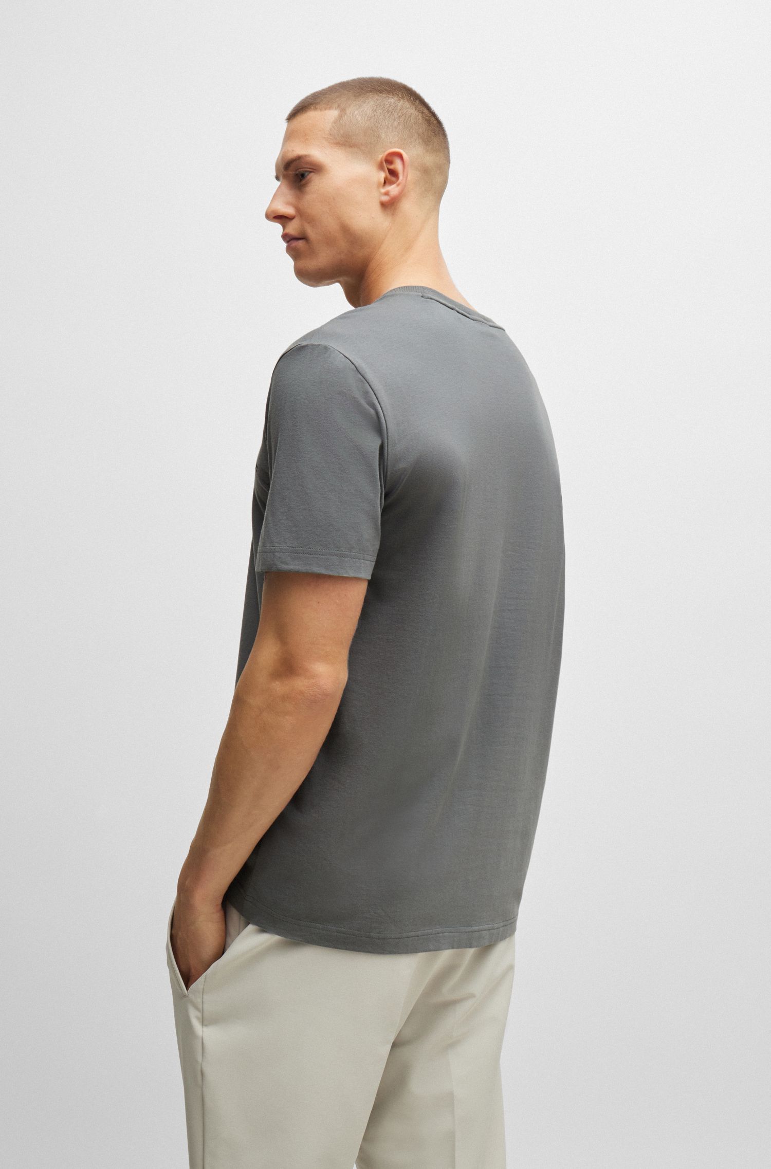BOSS - Áo thun pha cotton với họa tiết trượt ván