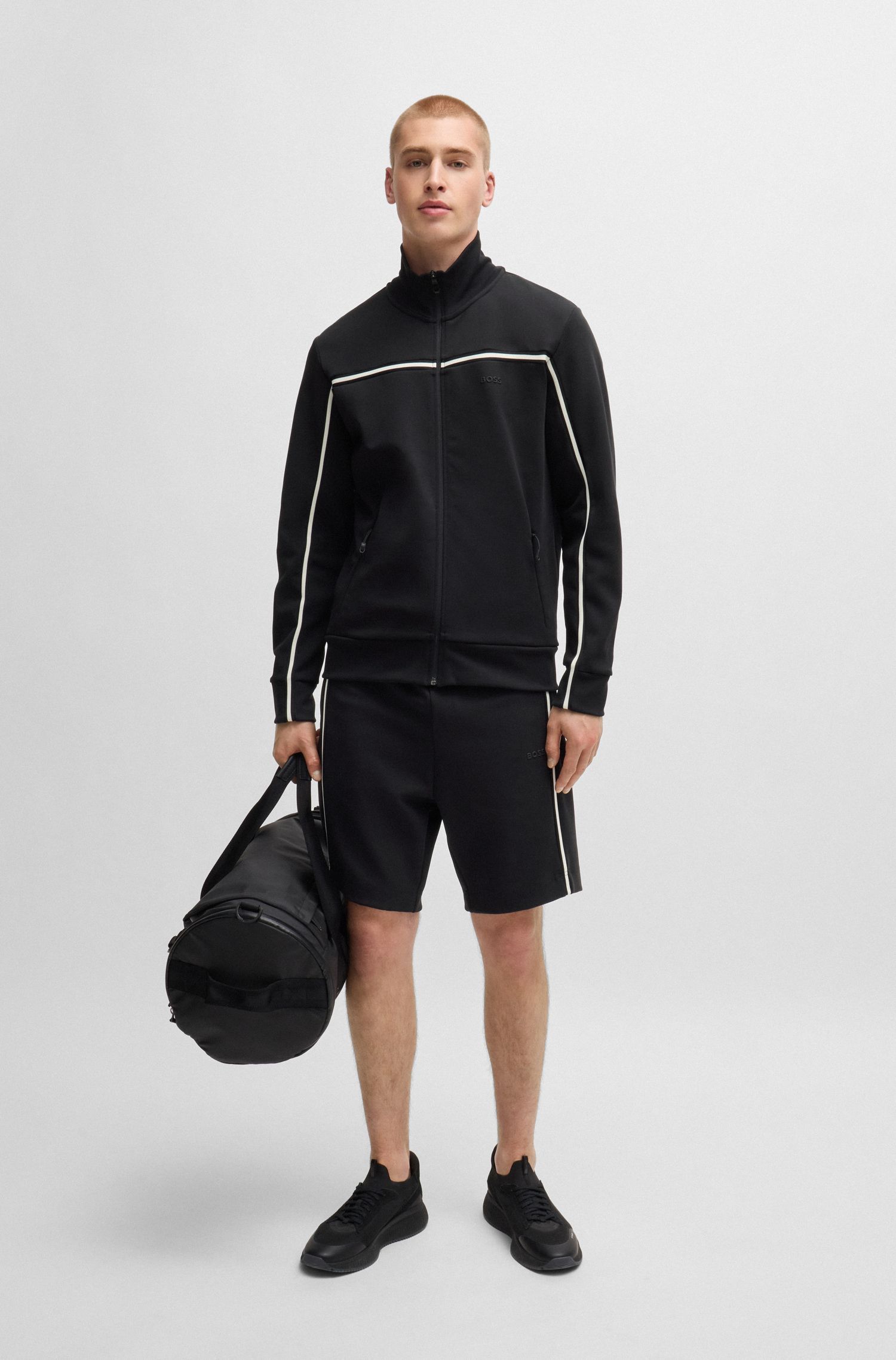 BOSS - Quần shorts dáng regular-fit có đường kẻ đặc trưng