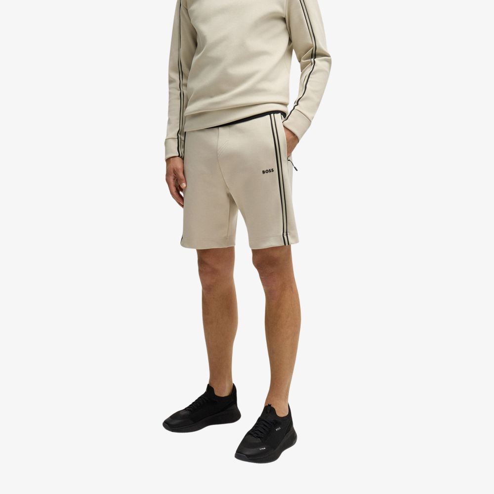 BOSS - Quần shorts dáng regular-fit có đường kẻ đặc trưng