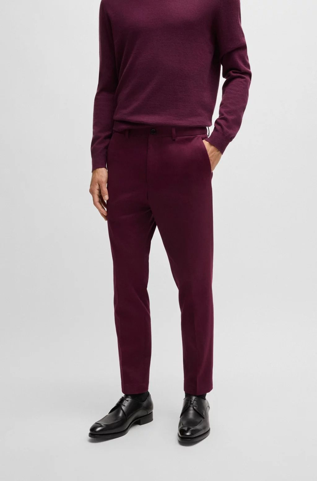 Quần dài dáng slim-fit chất cotton co giãn
