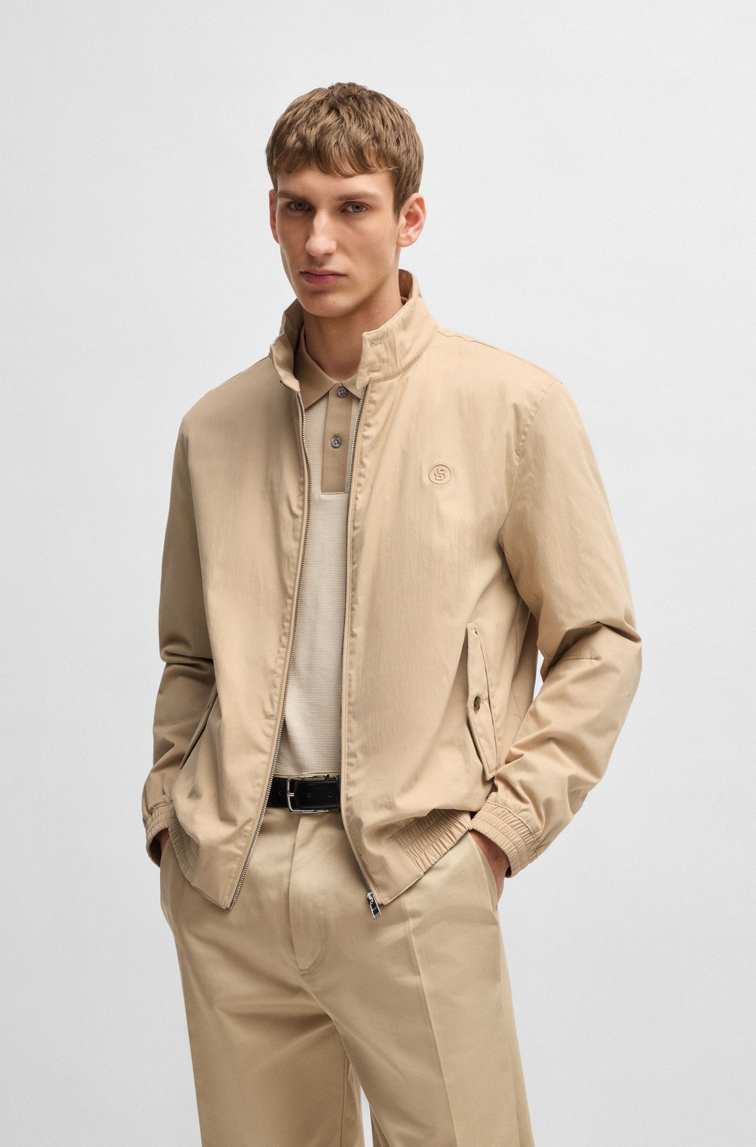 Áo khoác với họa tiết Double B monogram