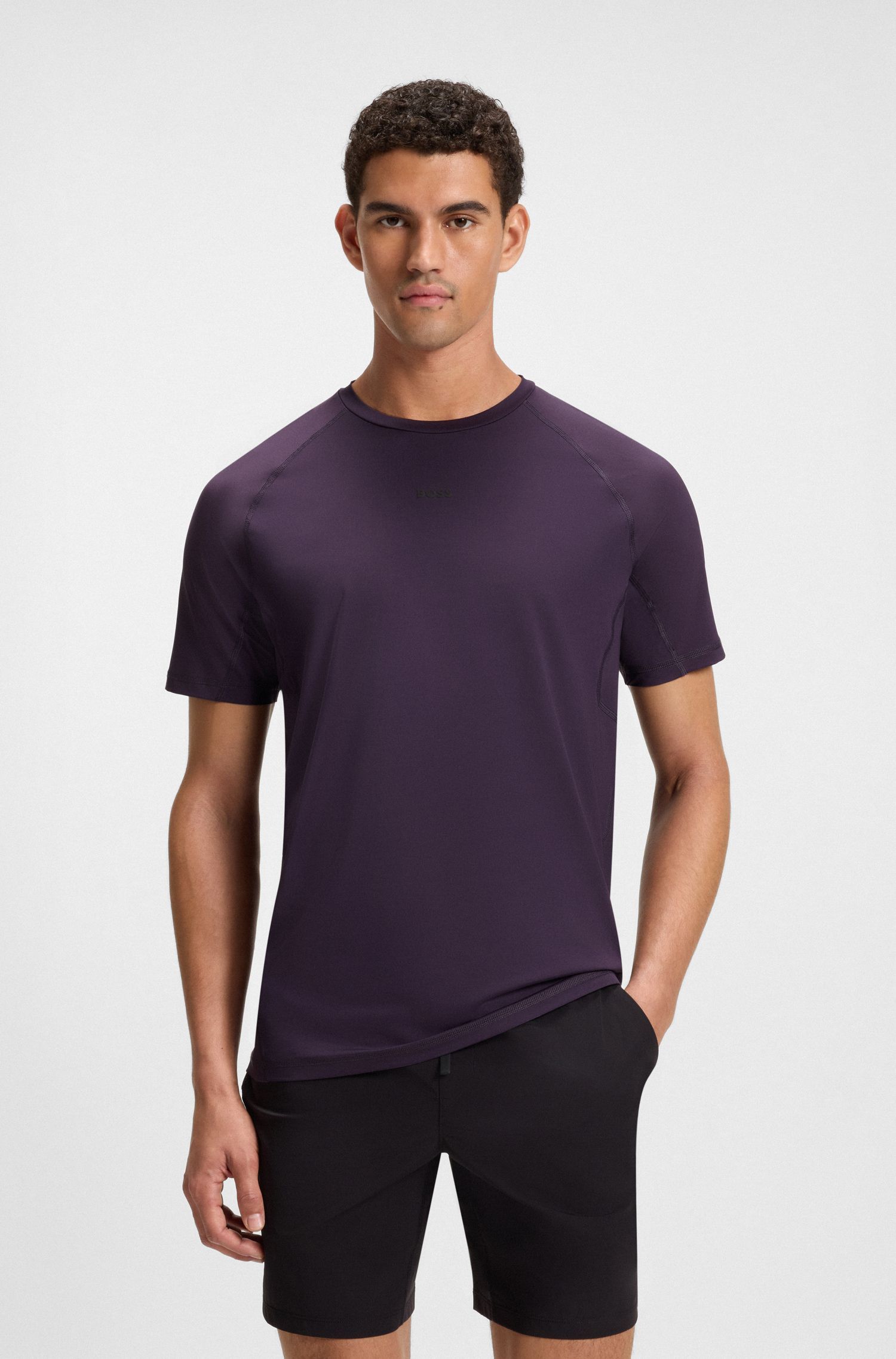 BOSS - Áo thun thể thao dáng slim fit với chi tiết phản quang trang trí
