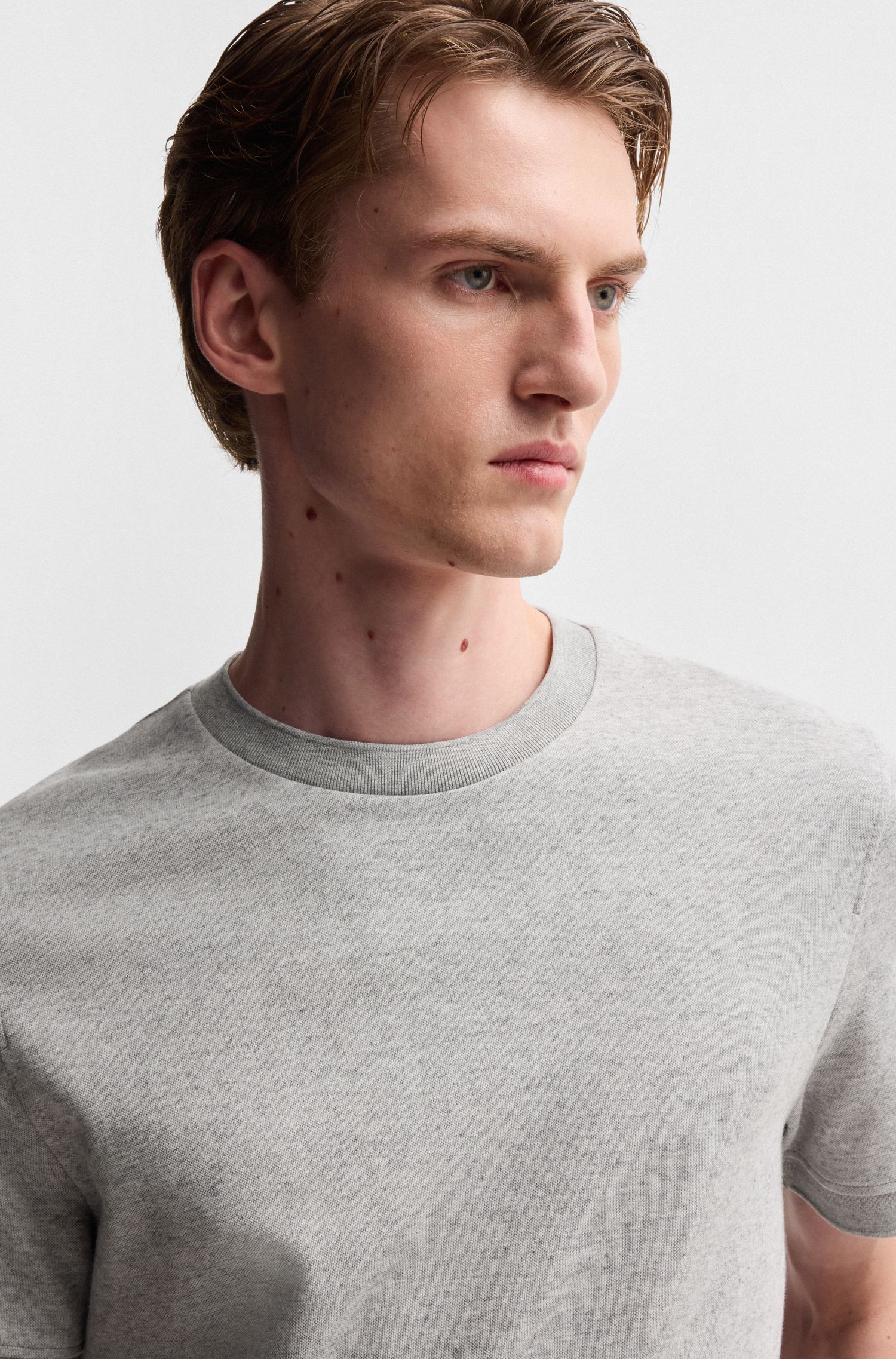 BOSS - Áo thun vải pha cotton và cashmere với lớp chống khuẩn