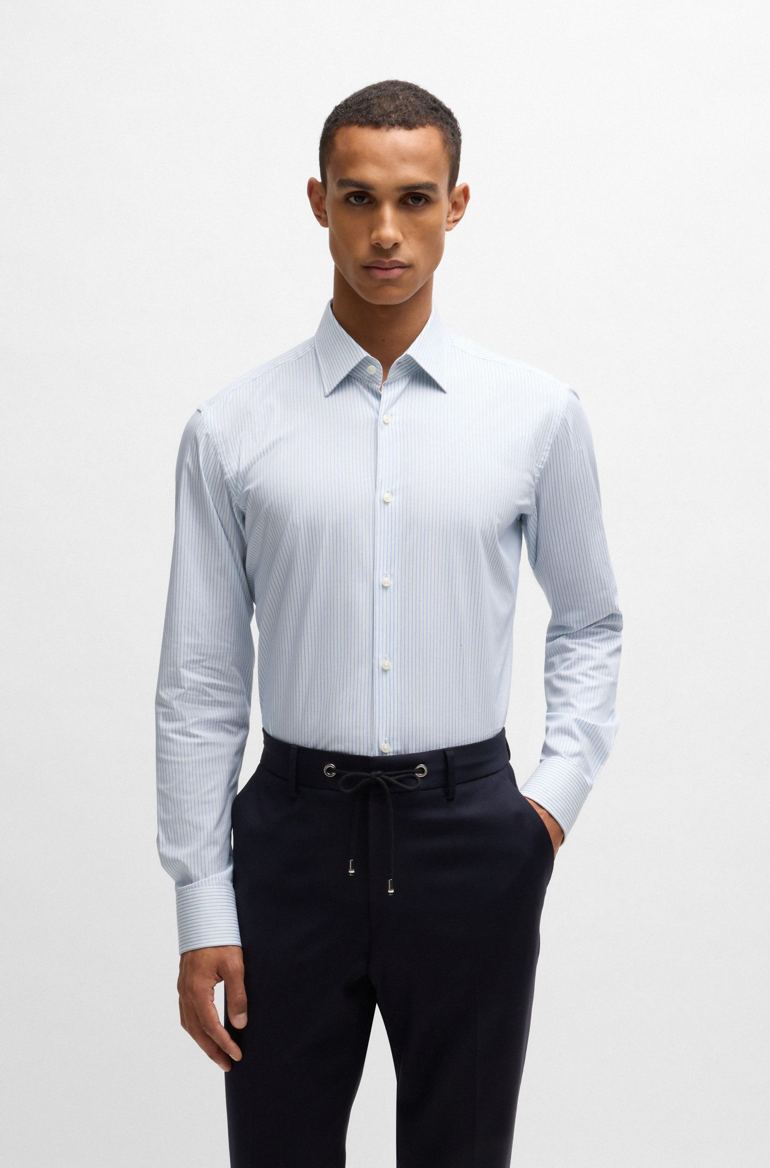 Áo sơ mi dáng regular-fit vải cotton co giãn dễ ủi
