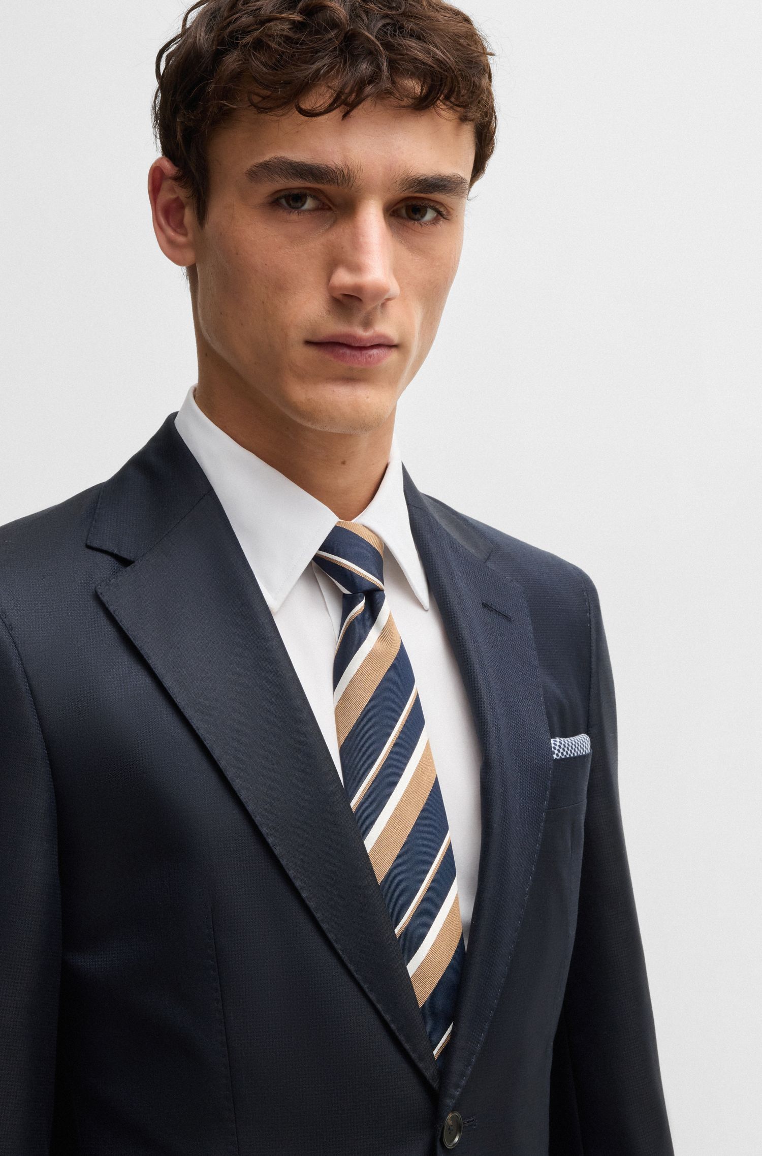 BOSS - Bộ vest dáng regular fit vải len virgin và lụa họa tiết