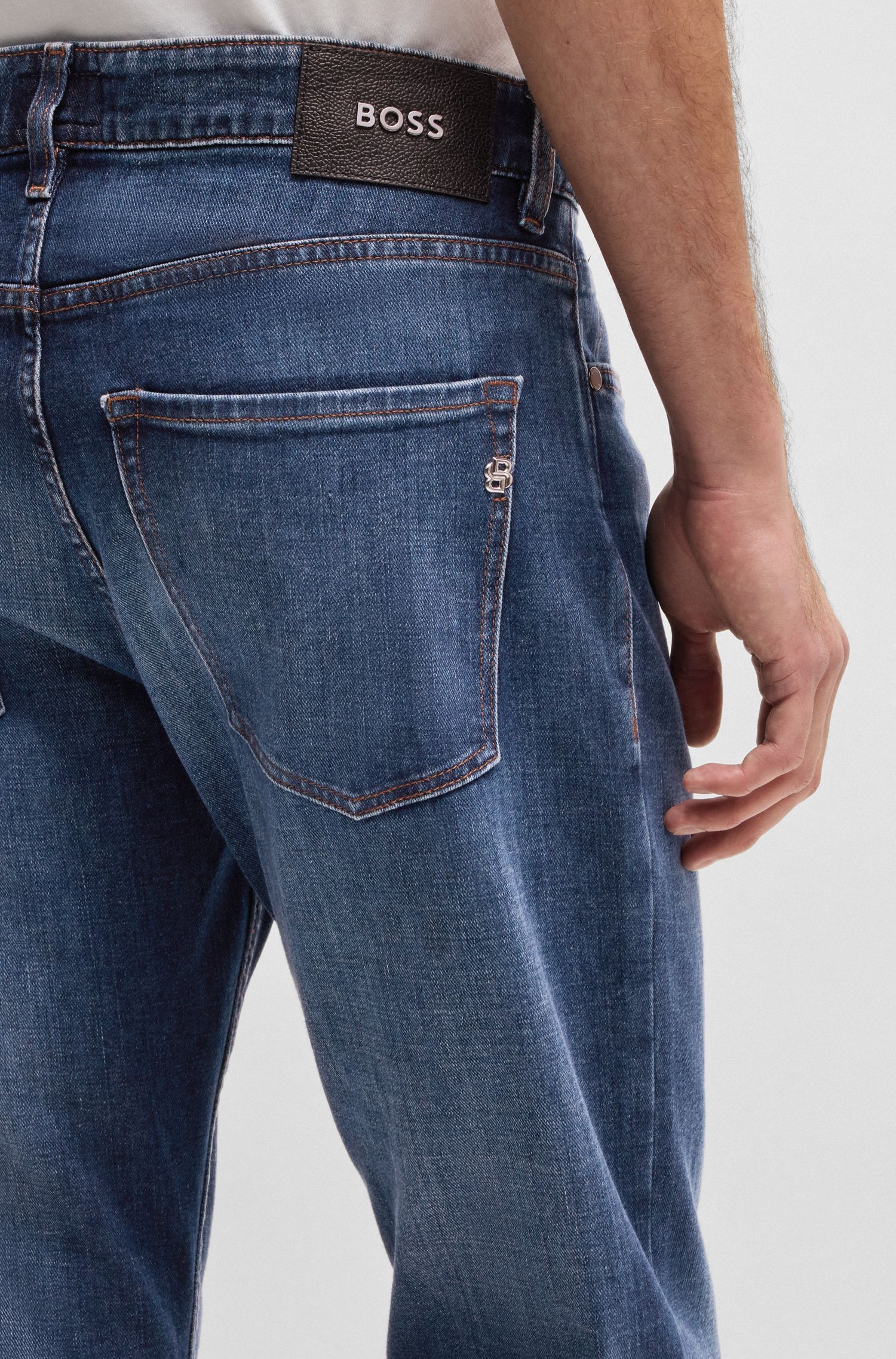 BOSS - Quần jeans Delaware dáng ôm slim fit denim