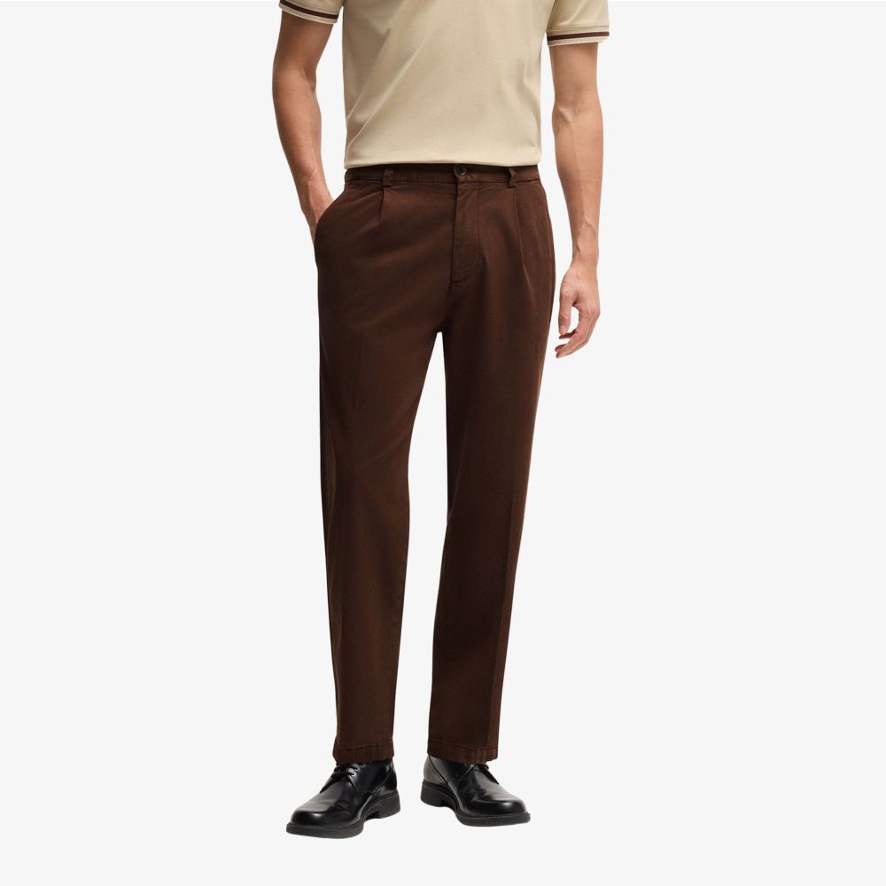 Quần dài dáng tapered fit chất liệu twill co giãn