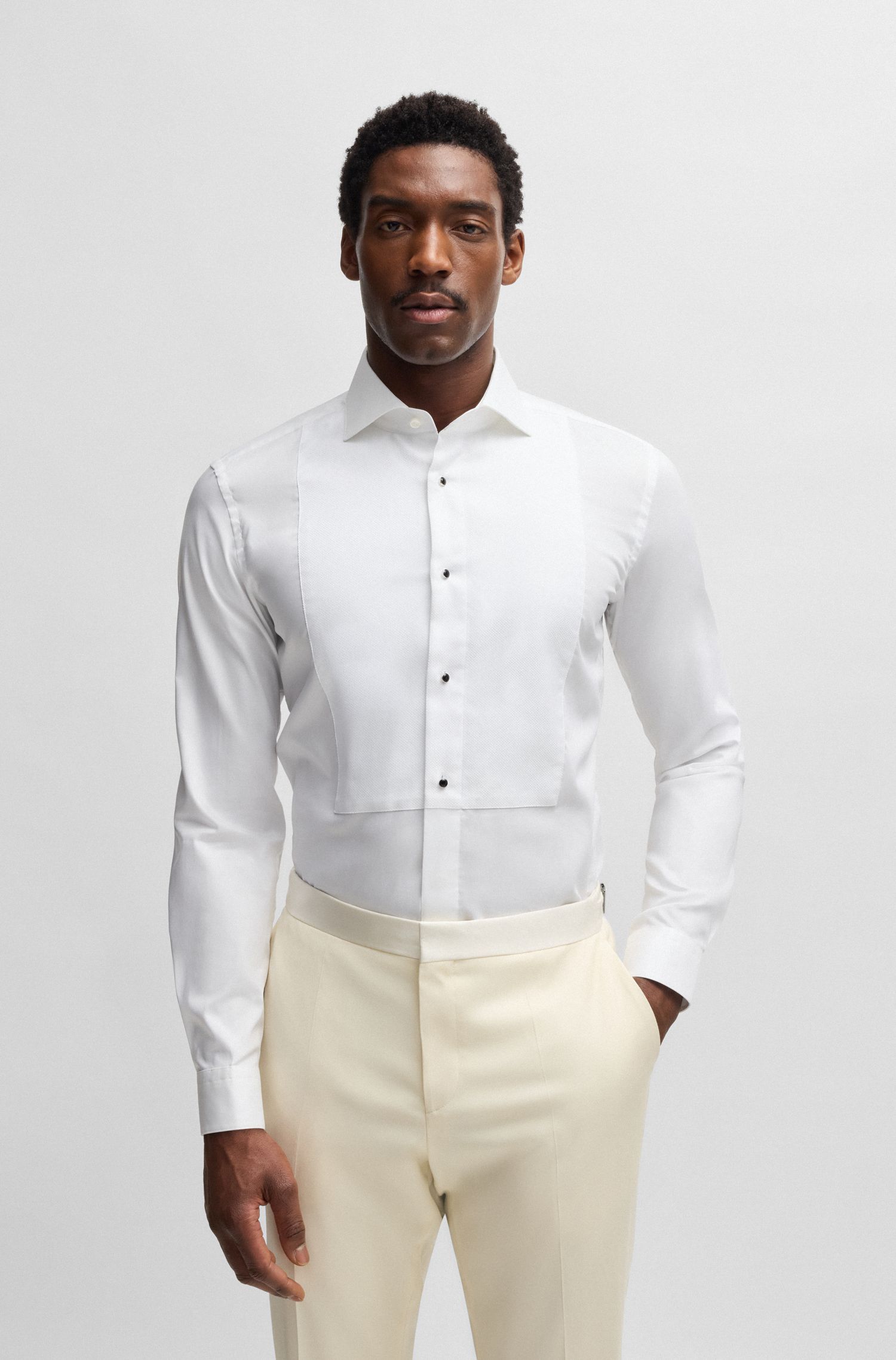 Áo sơ mi dáng slim fit chất liệu cotton poplin dễ là